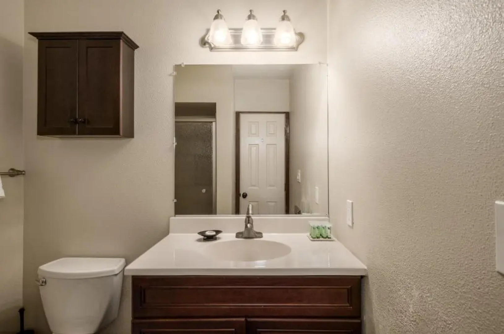 Yosemite Magic Studio "B"