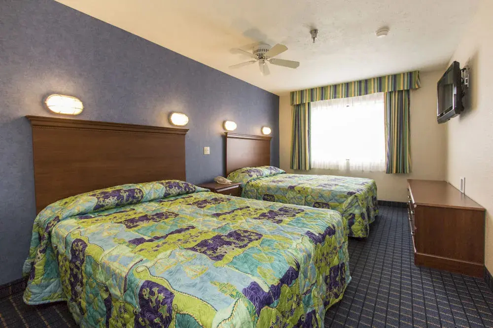 Cedar Point's Sandcastle Suites
