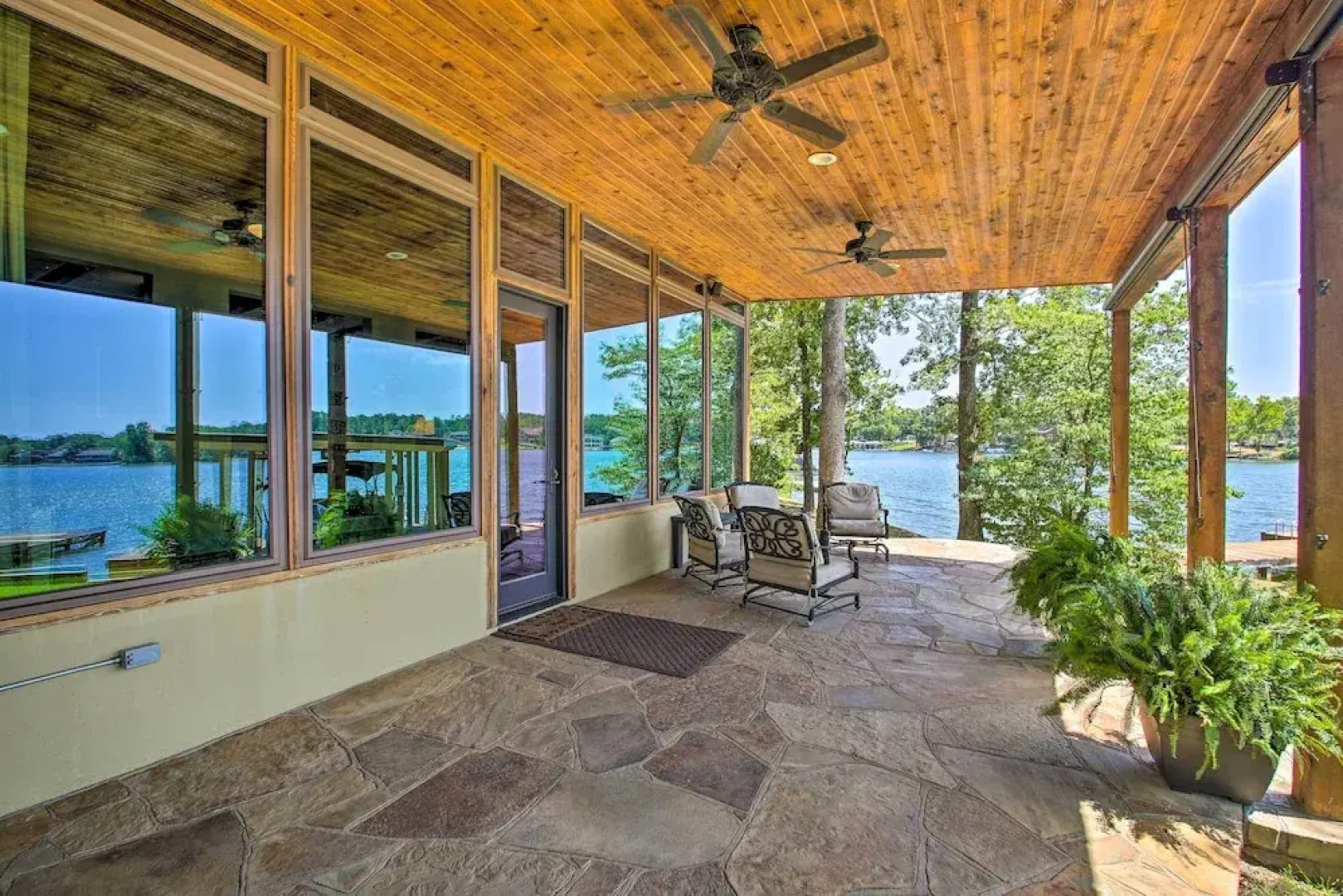 Waterfront Lake Hamilton Home w/ Private Dock