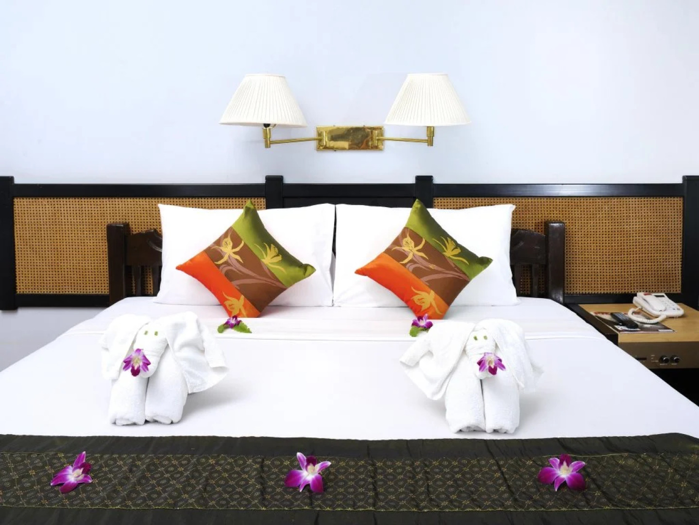 Nomads De Moc, Bangkok