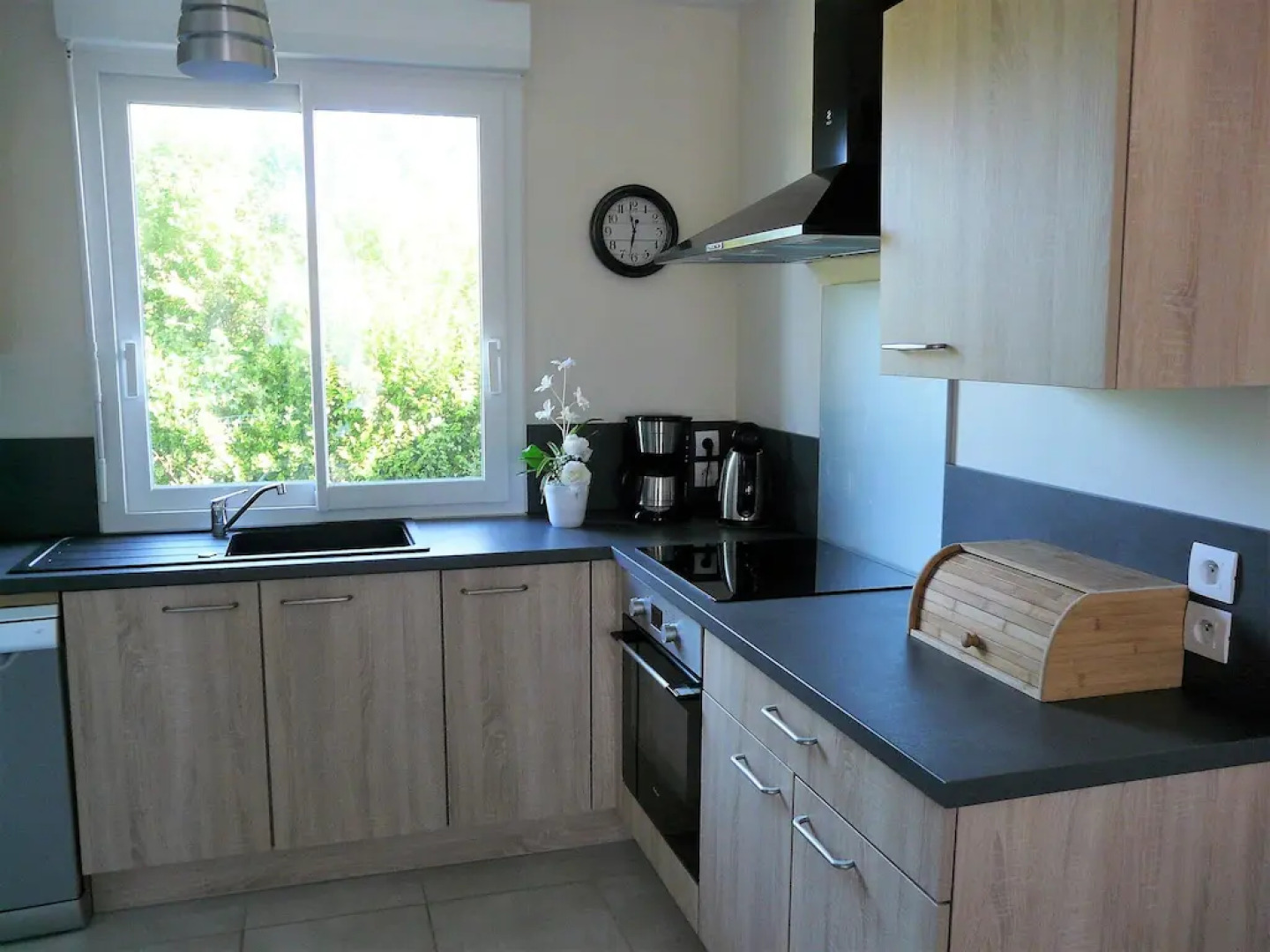 Charming Holiday Home With a Garden 600 m From the Beach