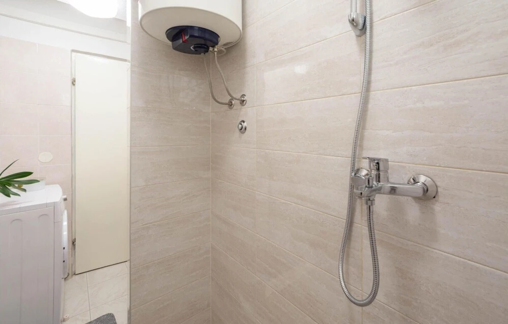 Nice Home in Dugopolje With Outdoor Swimming Pool, Wifi and 2 Bedrooms