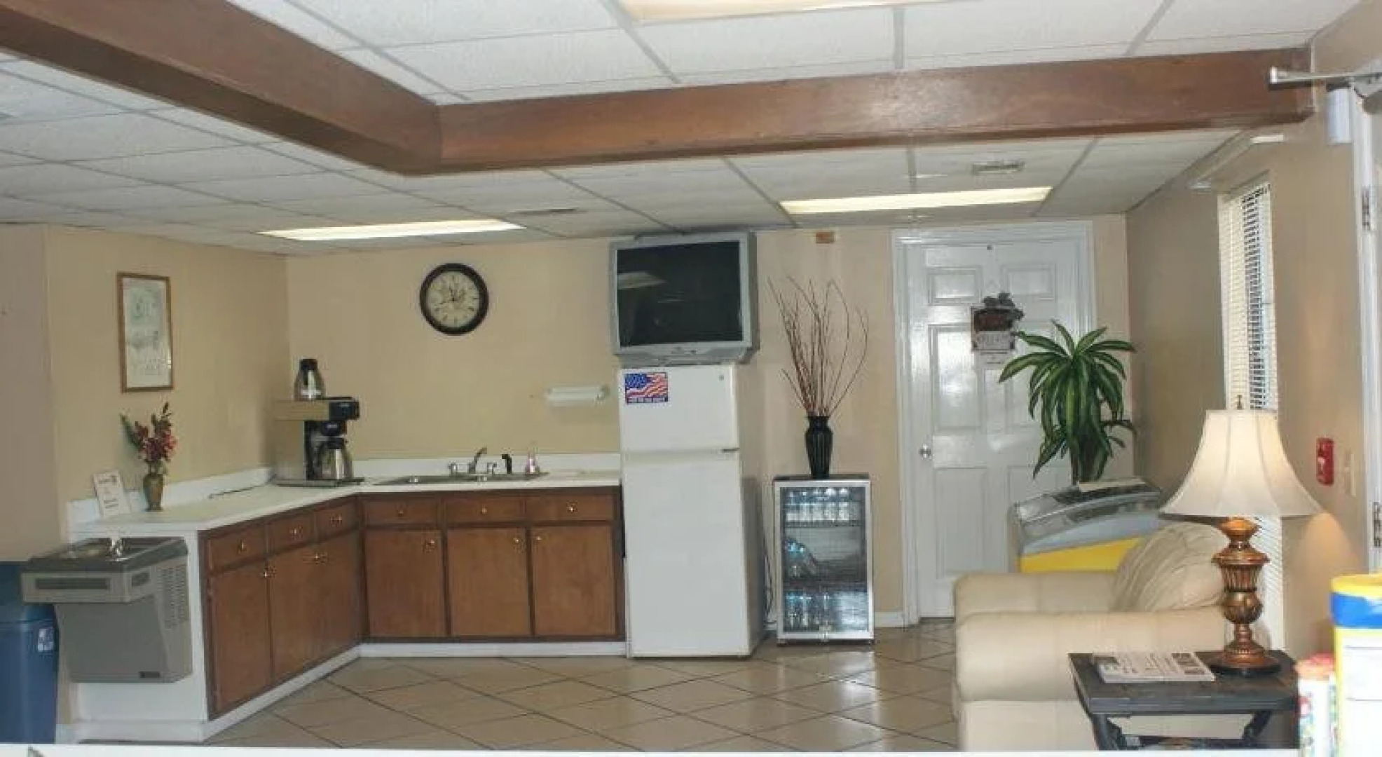 Patriot Inn - Register