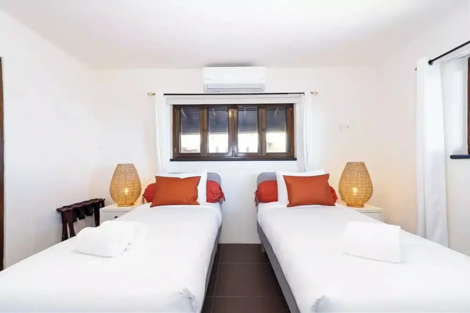 Mountain Villa Infinity Pool Majestic Views