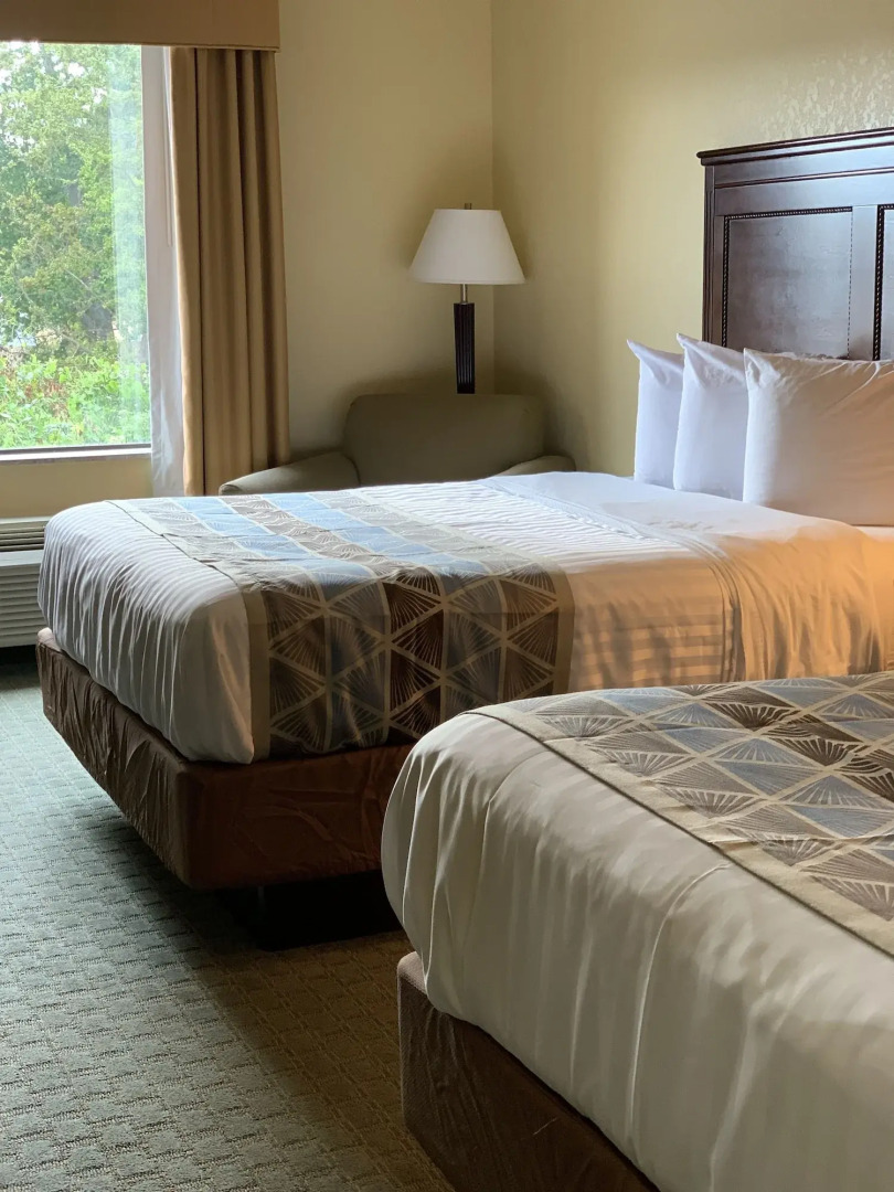 Ambassador Inn and Suites Tuscaloosa