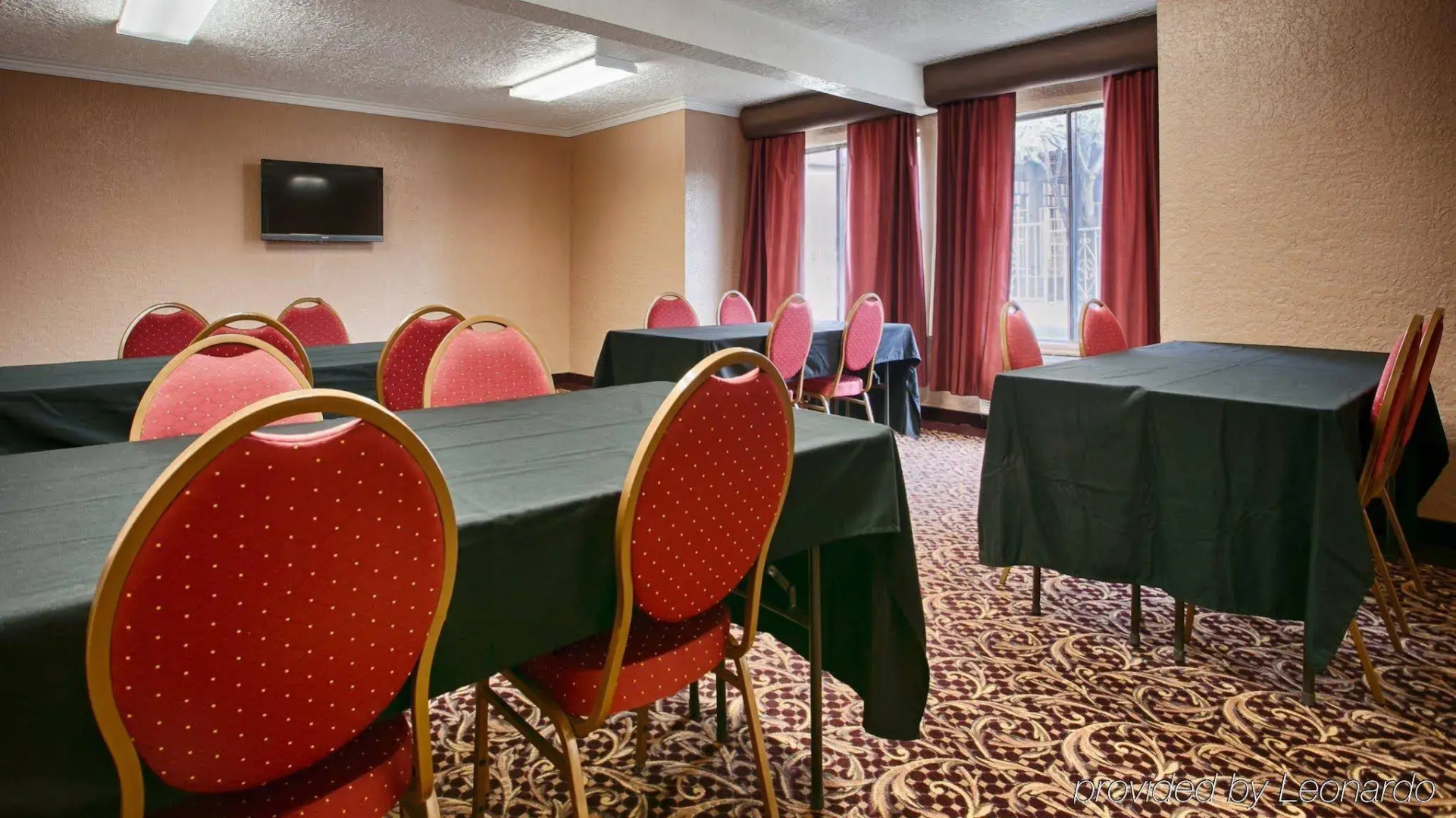 Best Western Airport Albuquerque InnSuites Hotel & Suites