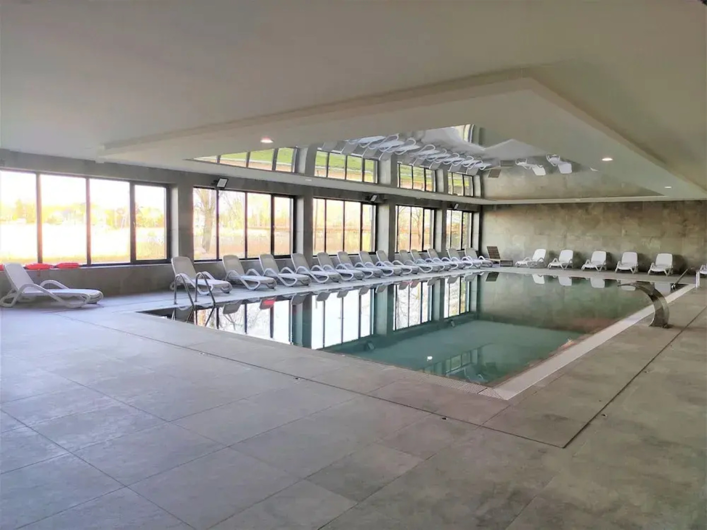 A Comfortable Apartment With a Swimming Pool and Sauna in Dziwnow for 4 People