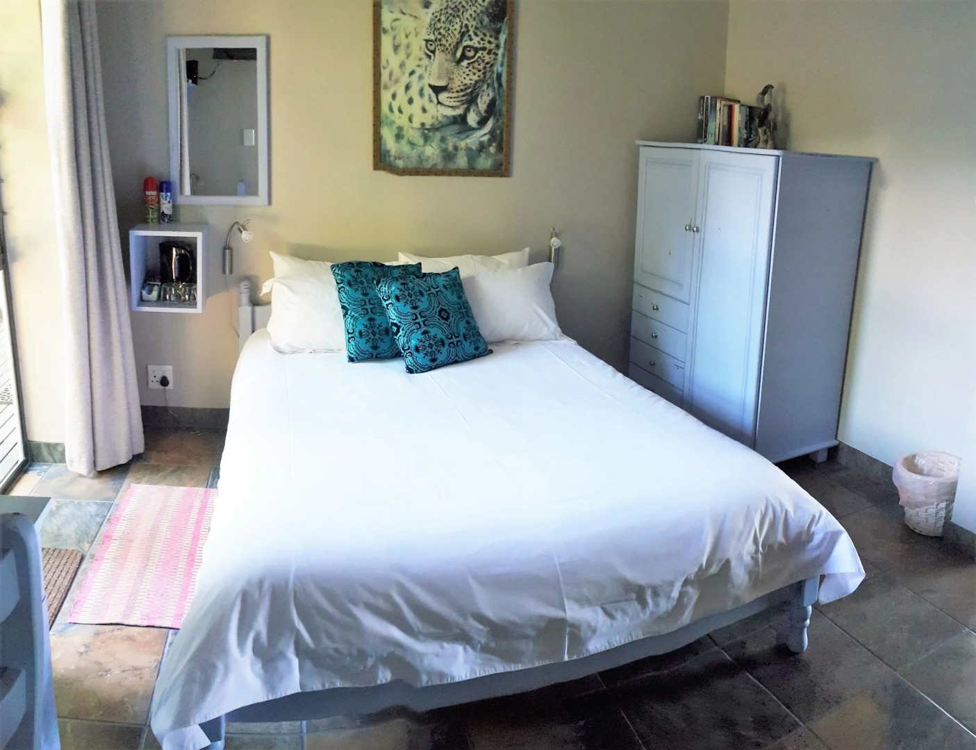 Crooked Tree Cottage