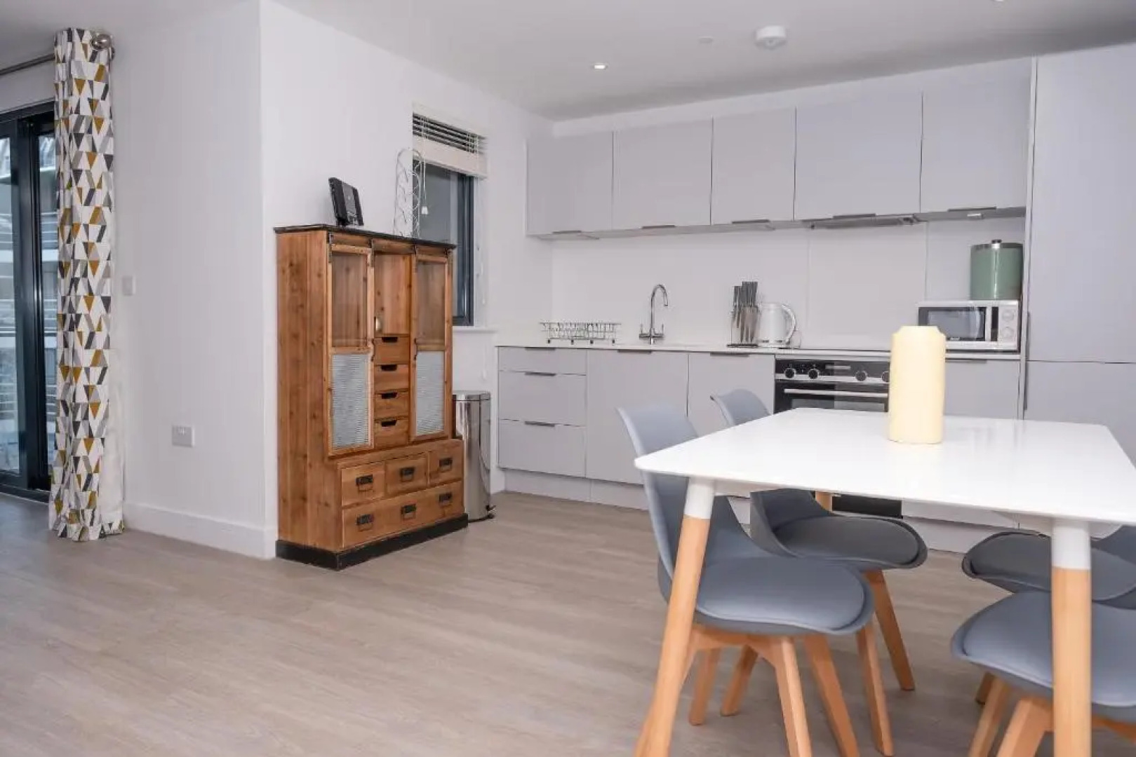 8 Middlecombe - Luxury Apartment at Byron Woolacombe, only 4 minute walk to Woolacombe Beach!