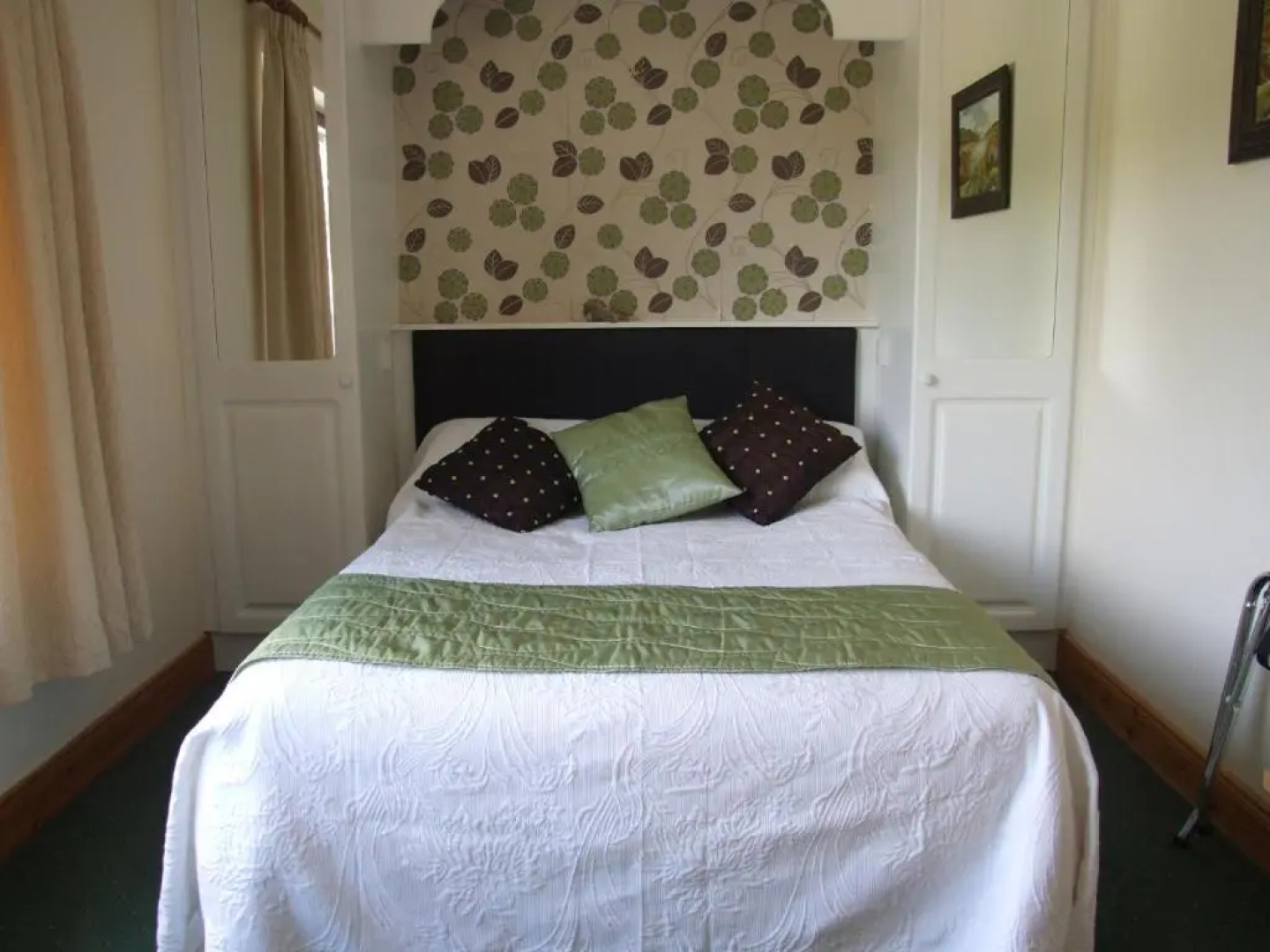 O'Sheas Ceol Na Habhann B&B