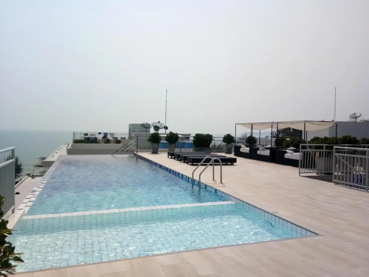 Mosaic Condominium by Malai