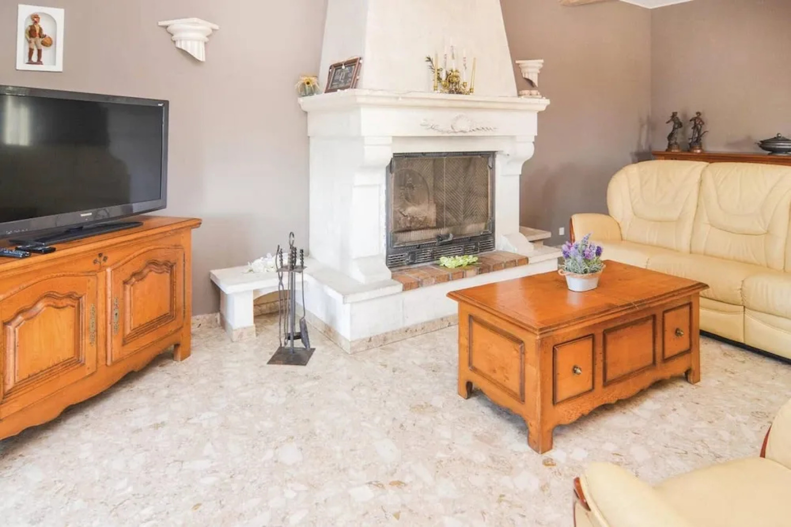 Apartment With 3 Bedrooms in Port-de-bouc, With Wonderful sea View, Shared Pool and Furnished Terrace - 5 km From the Beach