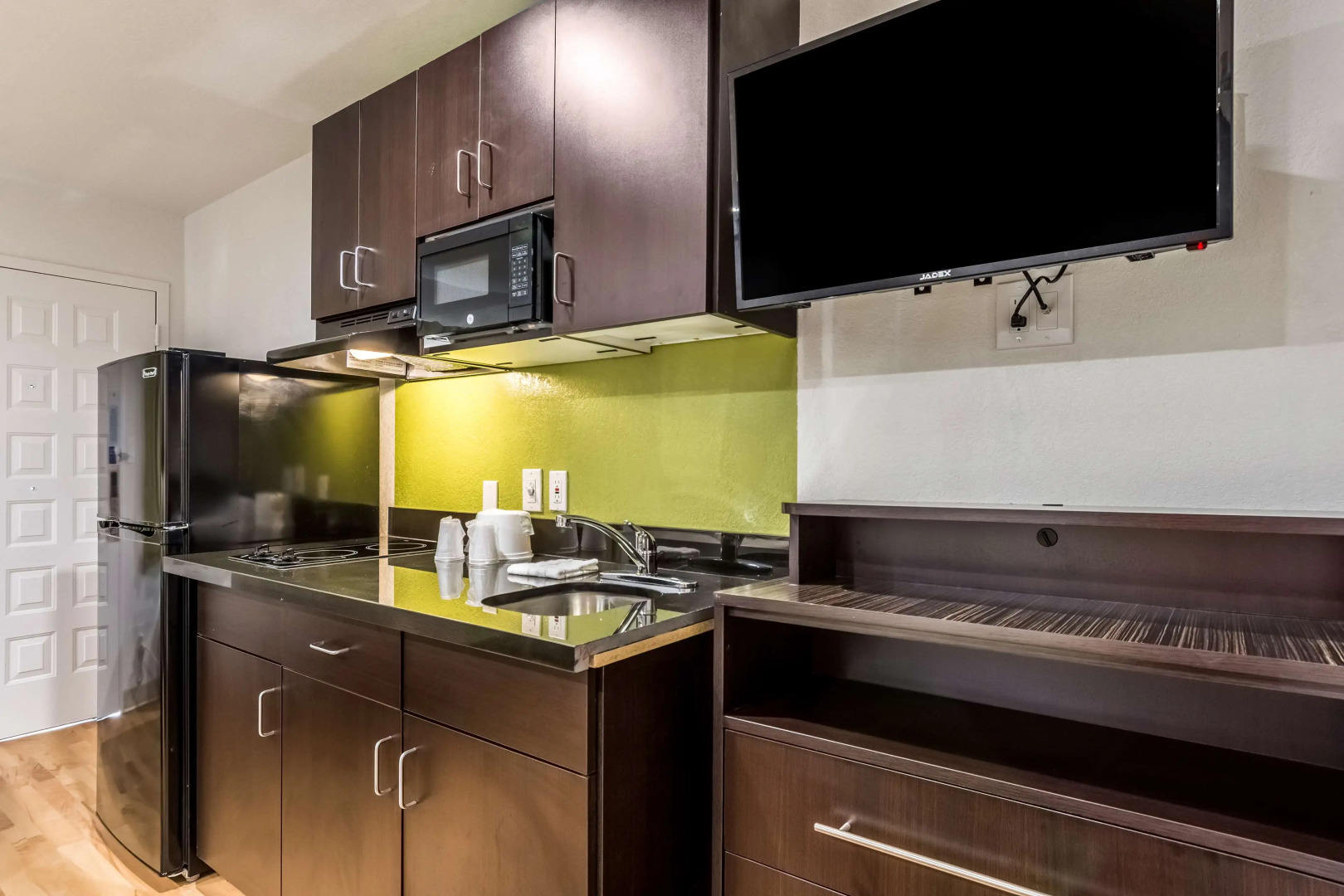 Studio 6 Buttonwillow, CA