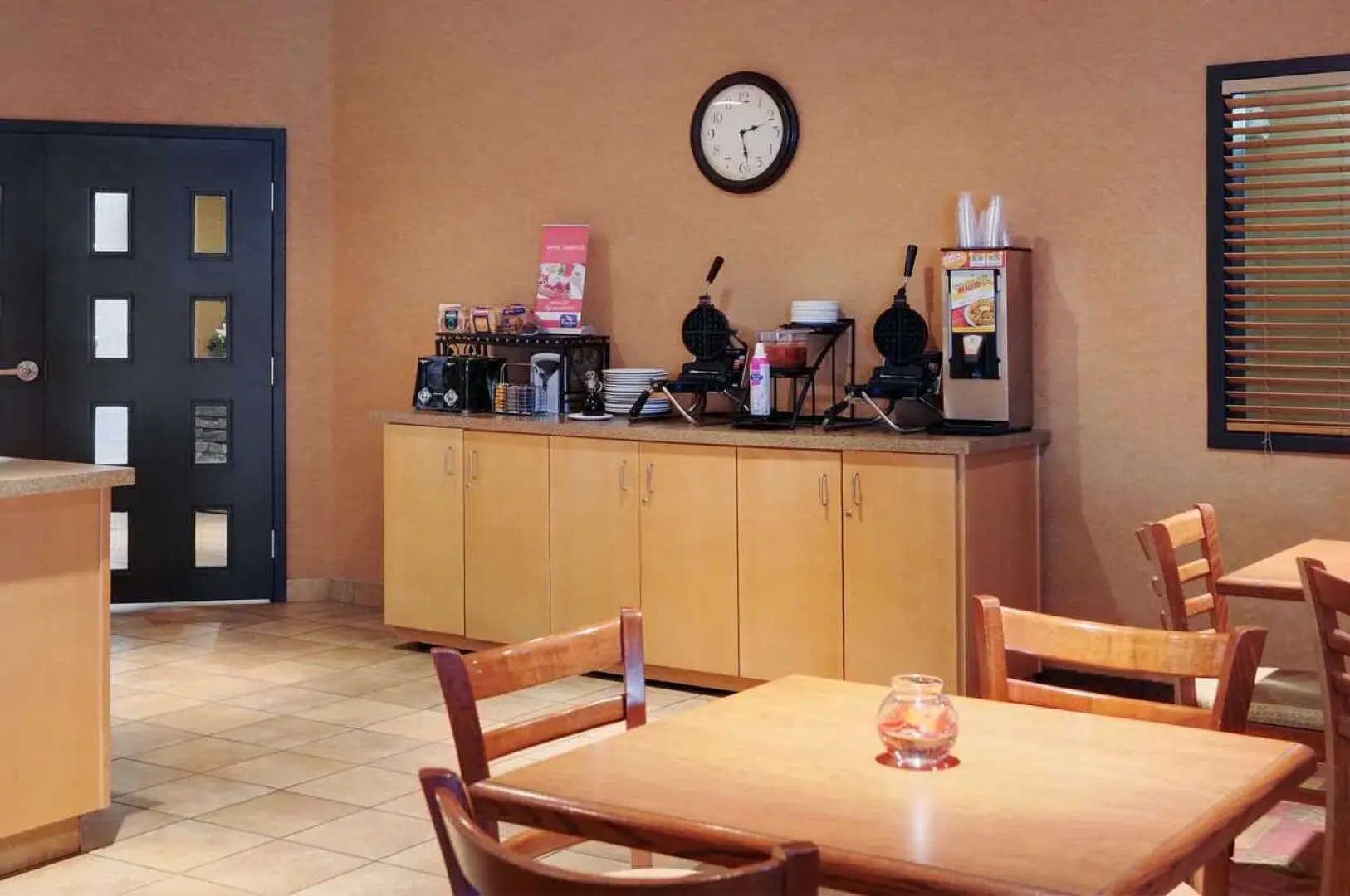 Pomeroy Inn and Suites Chetwynd