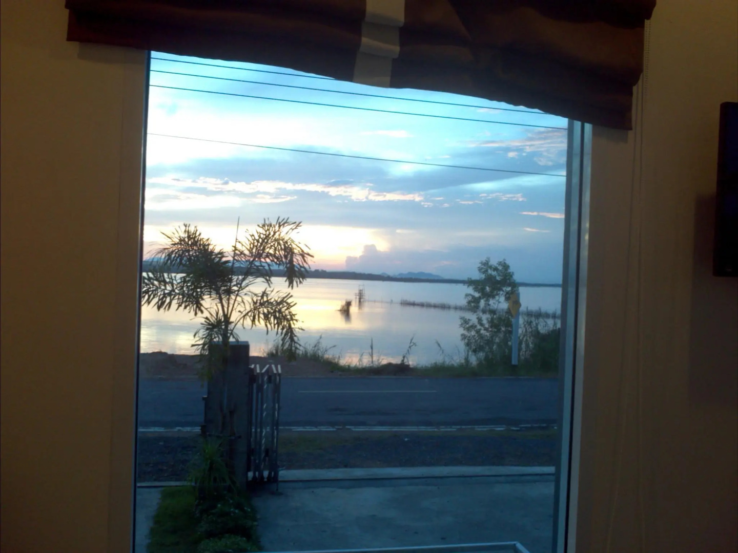 Bed and Boat Ao Payoon Resort