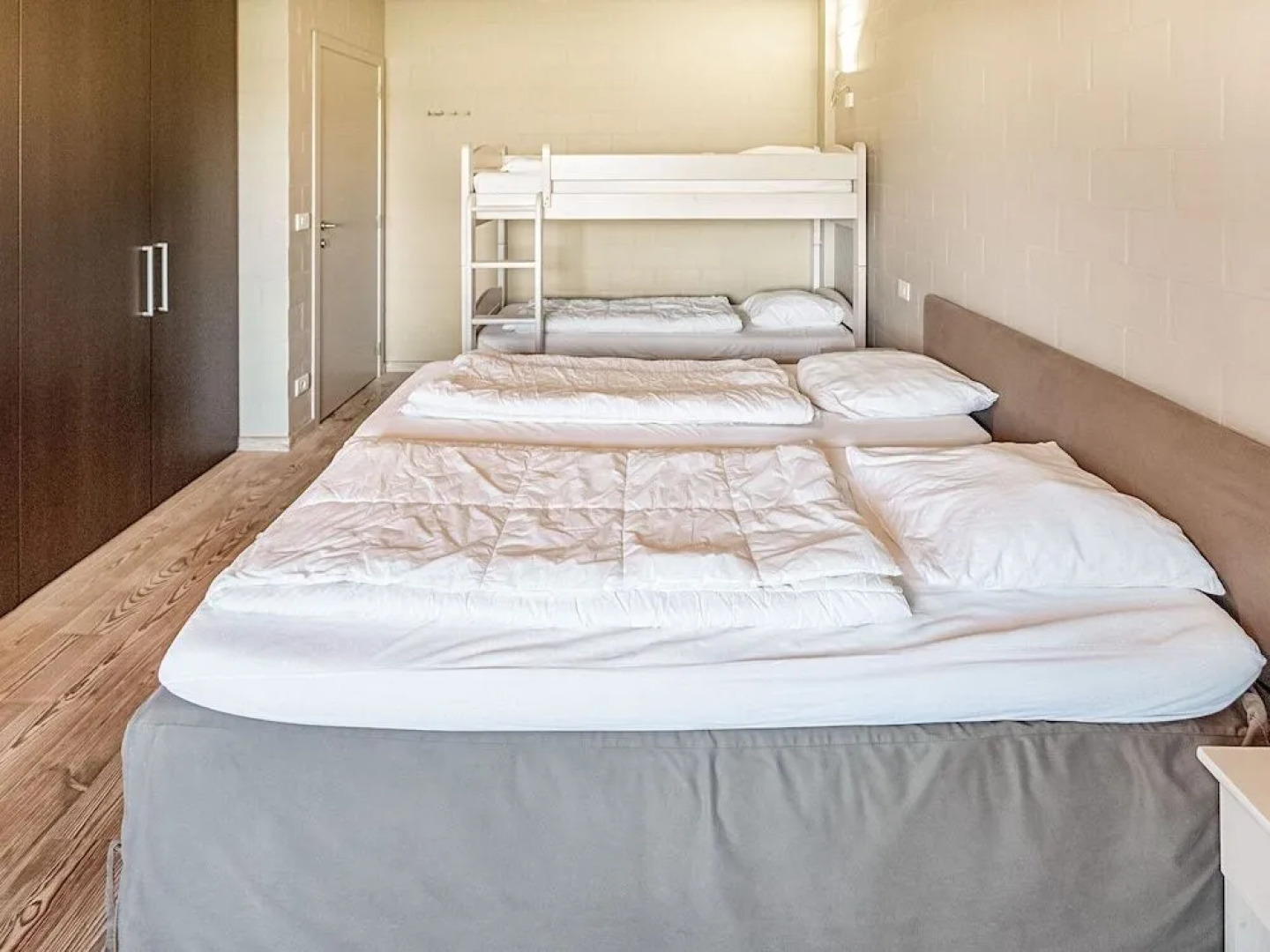 Holiday Home in Gijverinkhove Near Plopsaland