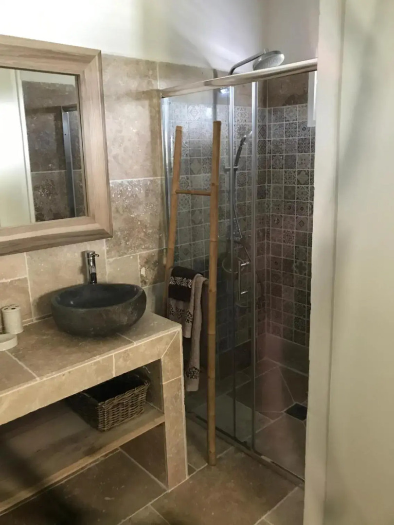 Villa 1 de standing 80m2 avec piscine et vue imprenable sur la mer et sur la campagne