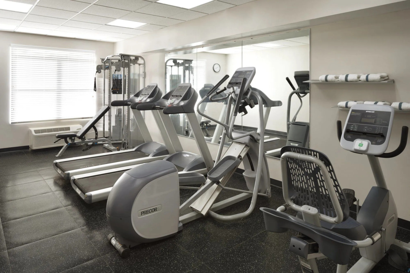 Country Inn & Suites by Radisson, Camp Springs (Andrews Air Force Base), MD