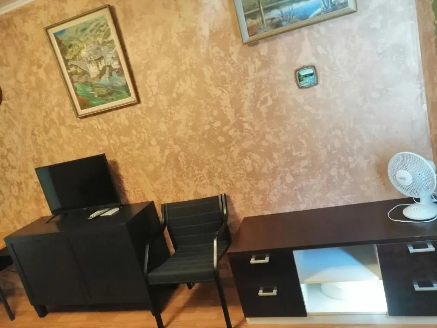 Apartment by the park