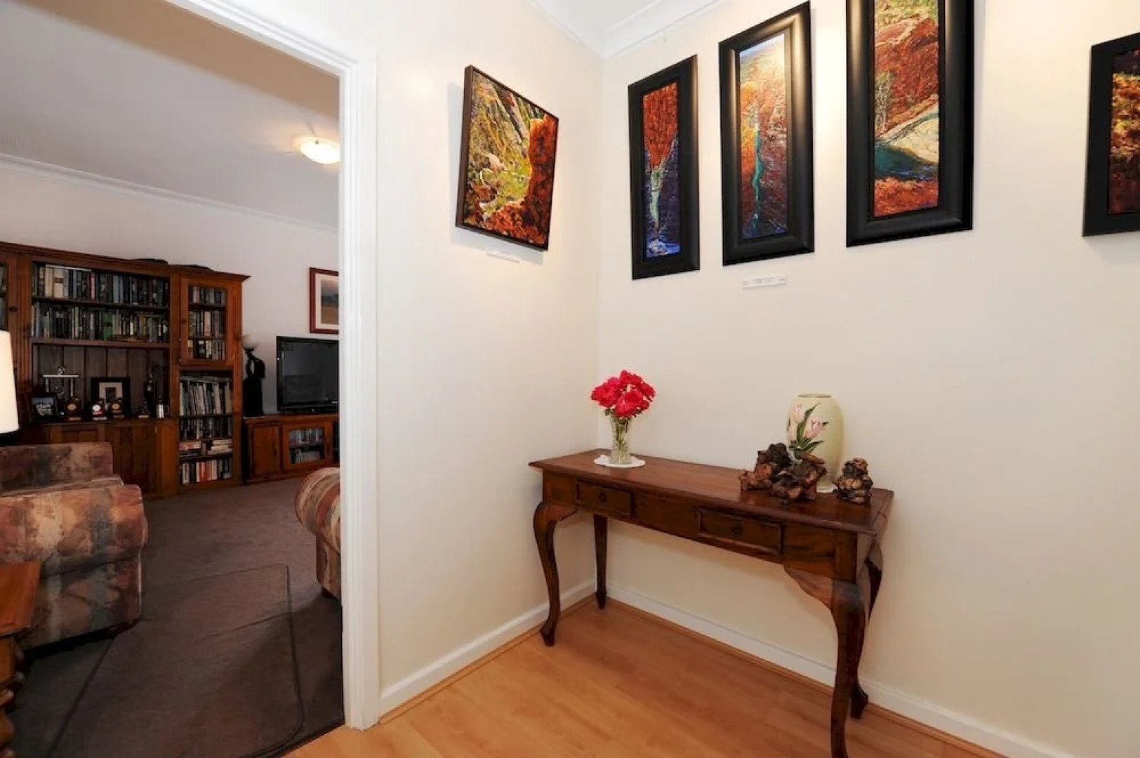 Albany View St Lodge B&B