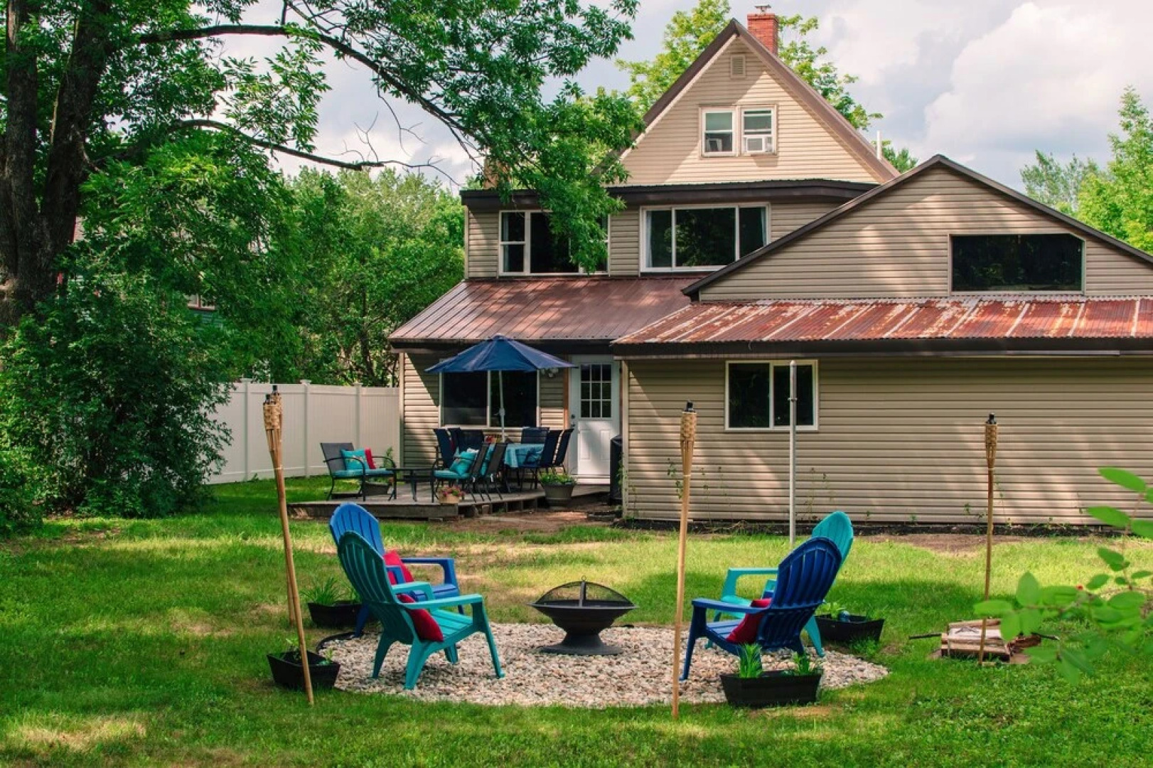 Autumn Leaves, Winter Skis & Board Games: A North