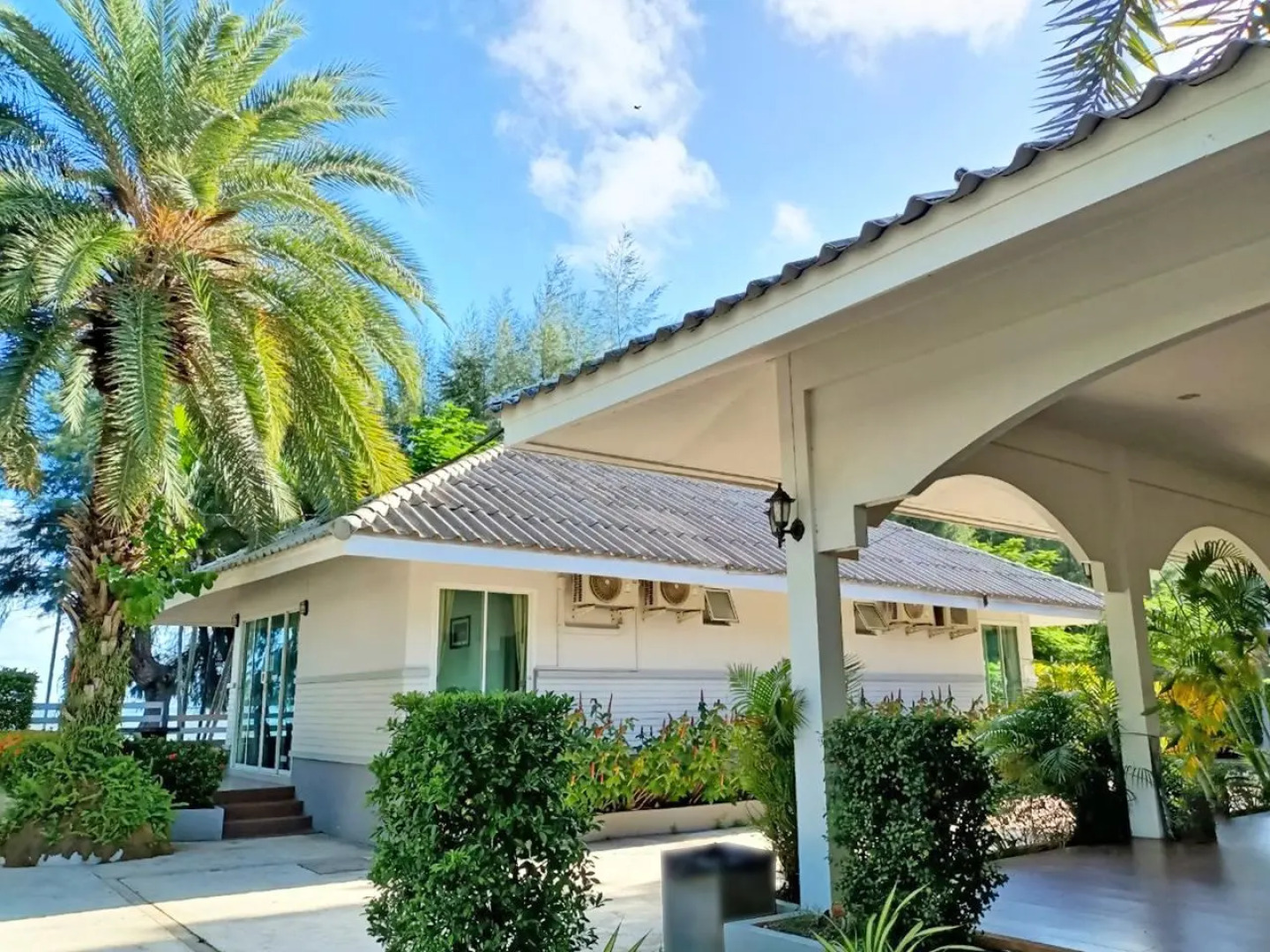 Laem Sing Natural Beach Resort