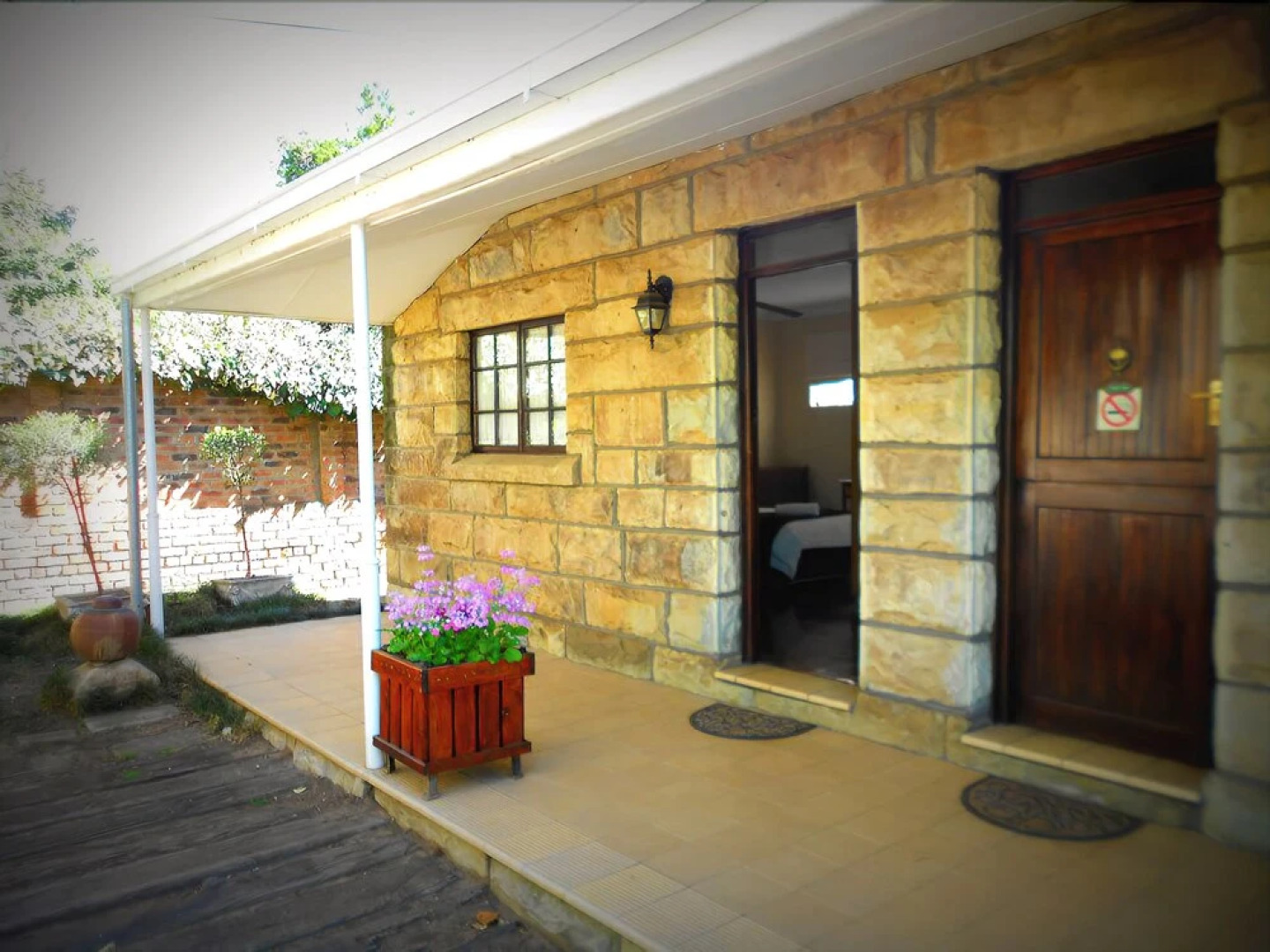 Fort Amity Bed and Breakfast