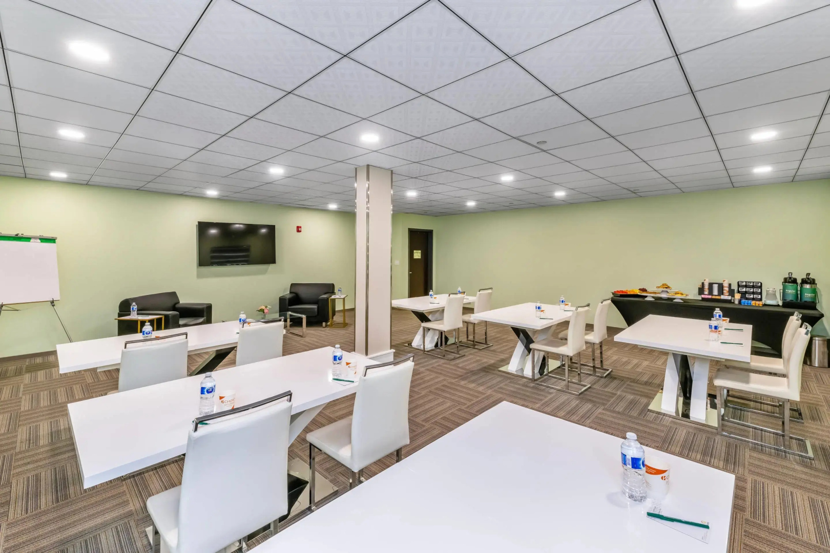 Quality Inn Sunshine Suites