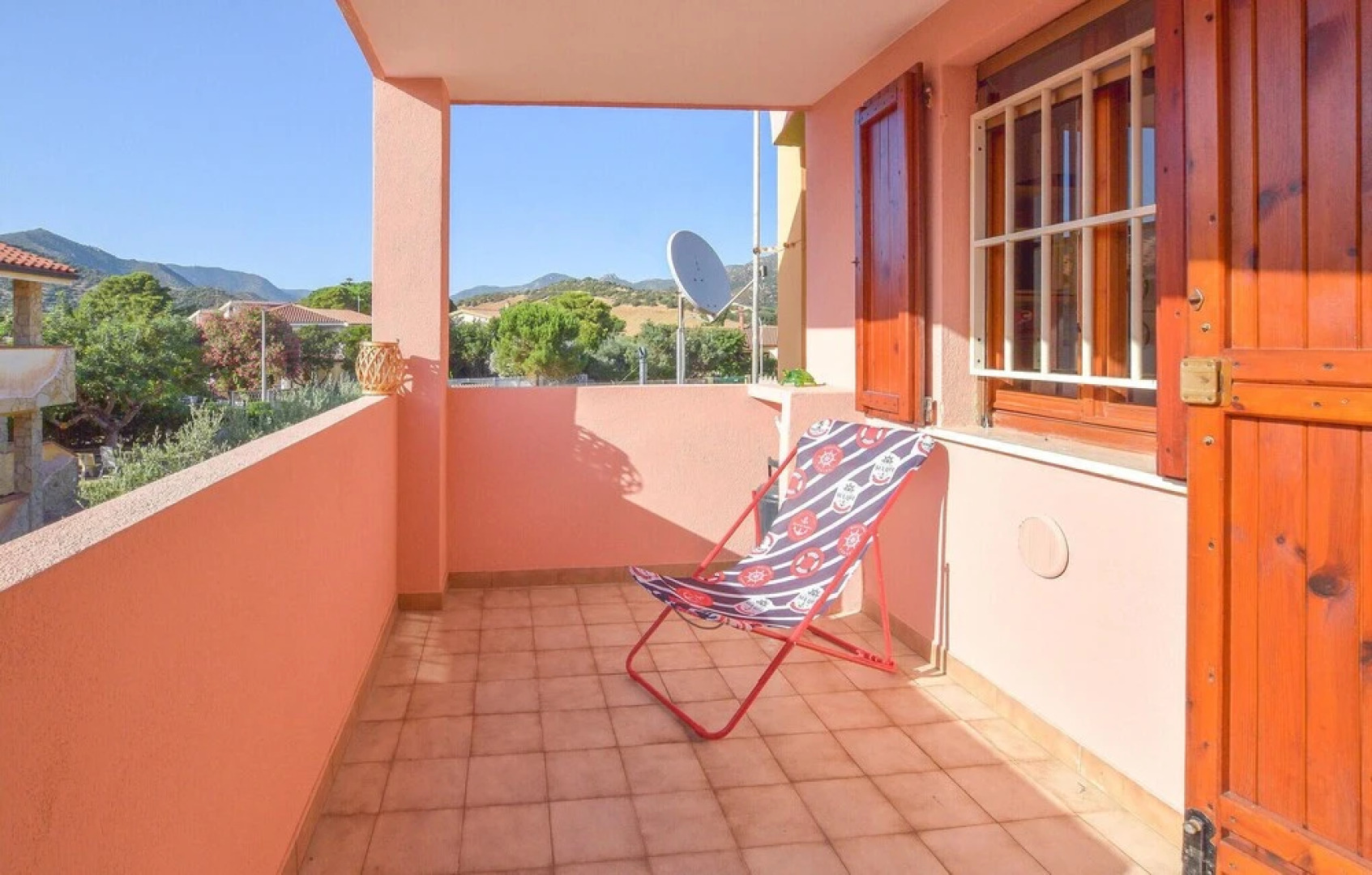 Awesome Apartment in Solanas With 2 Bedrooms