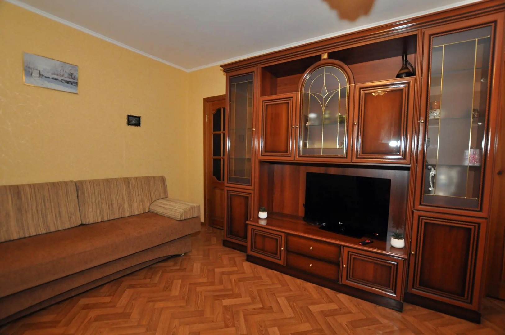 Любава на улице Мезенцева