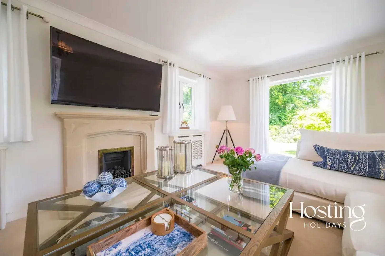 Magnolia Lodge - 4 Beds Fabulous Garden Parking