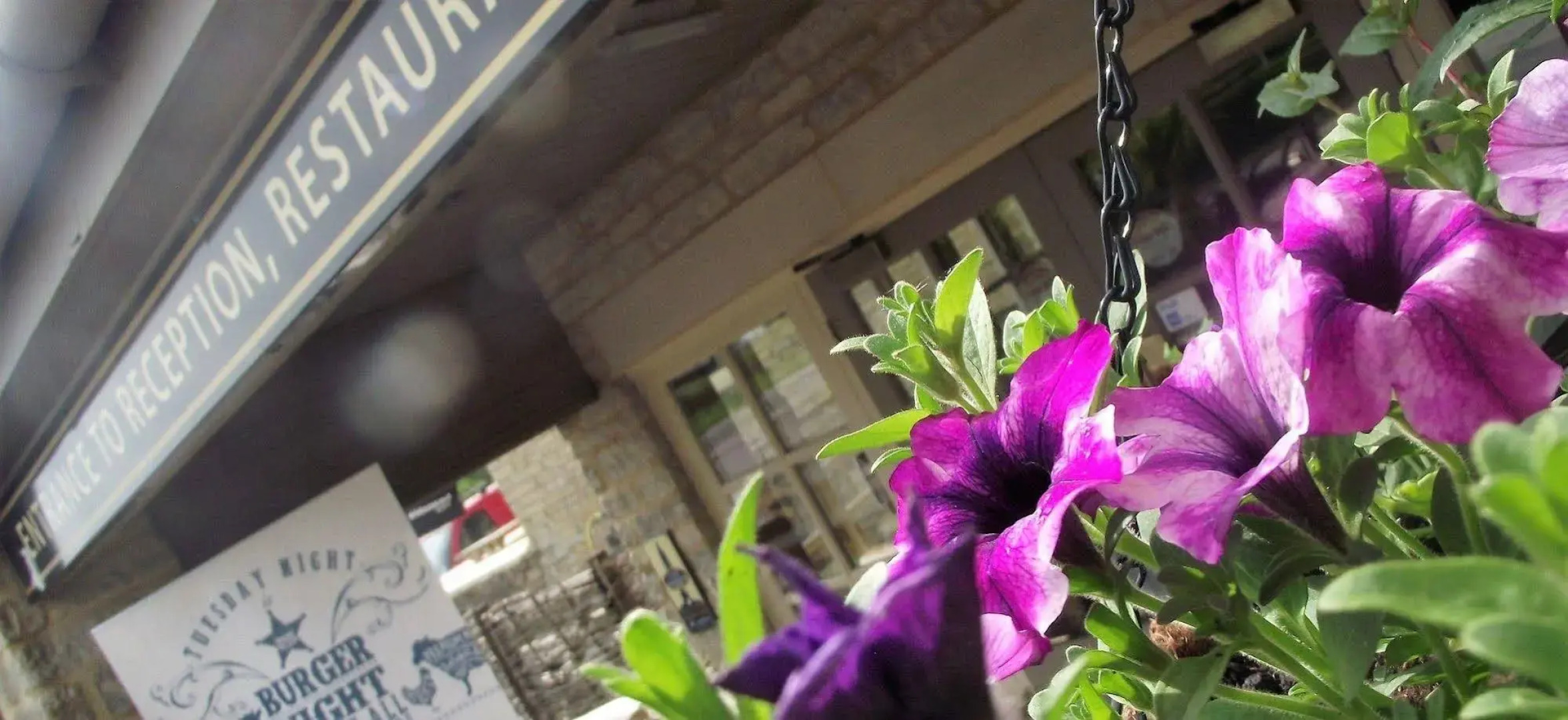 Sturdy's Castle Country Inn