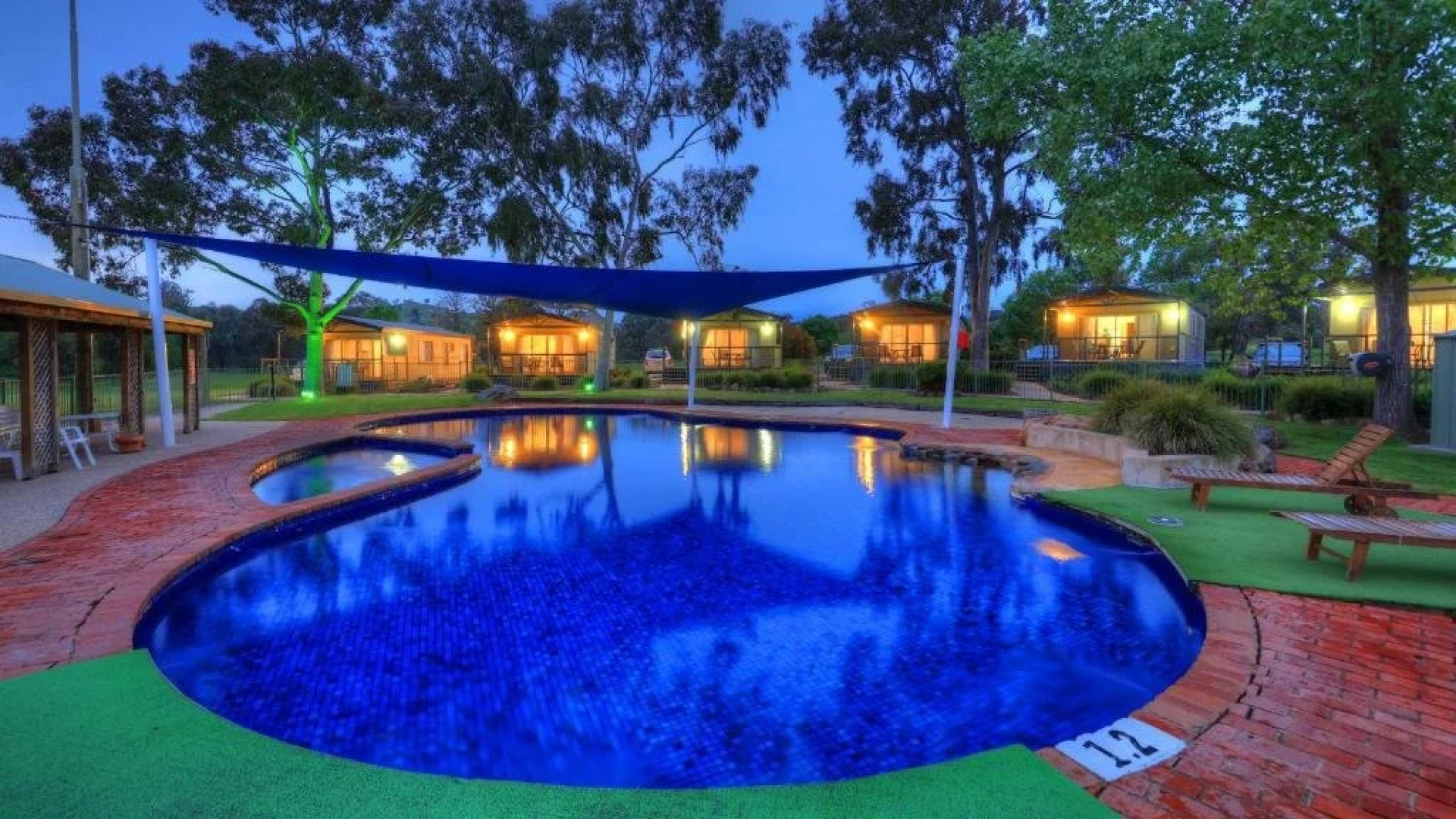 Lake Hume Holiday Park