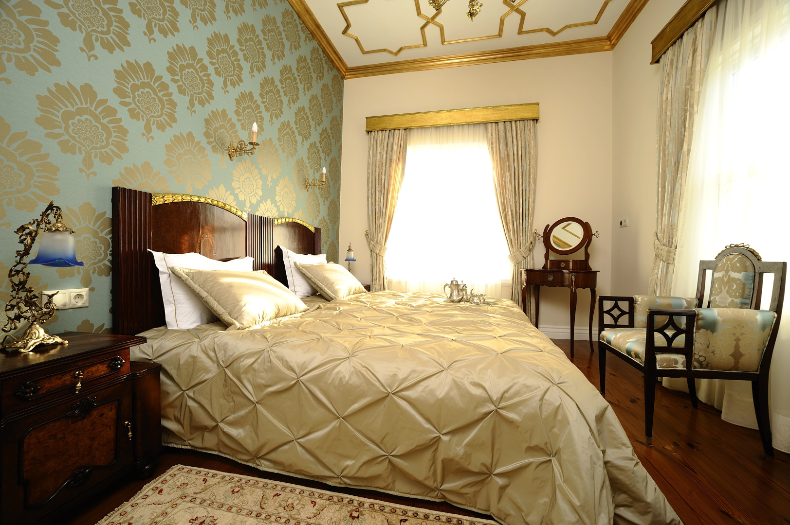 Erten Konak - Special Class