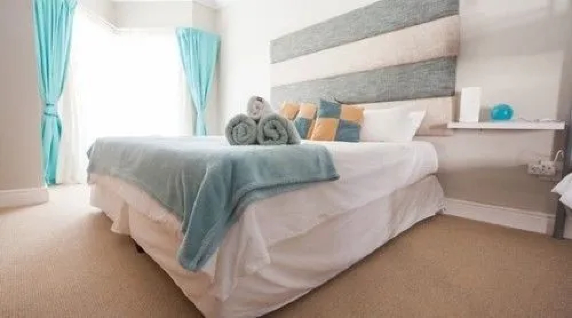 Fly me to the Moon Guest House