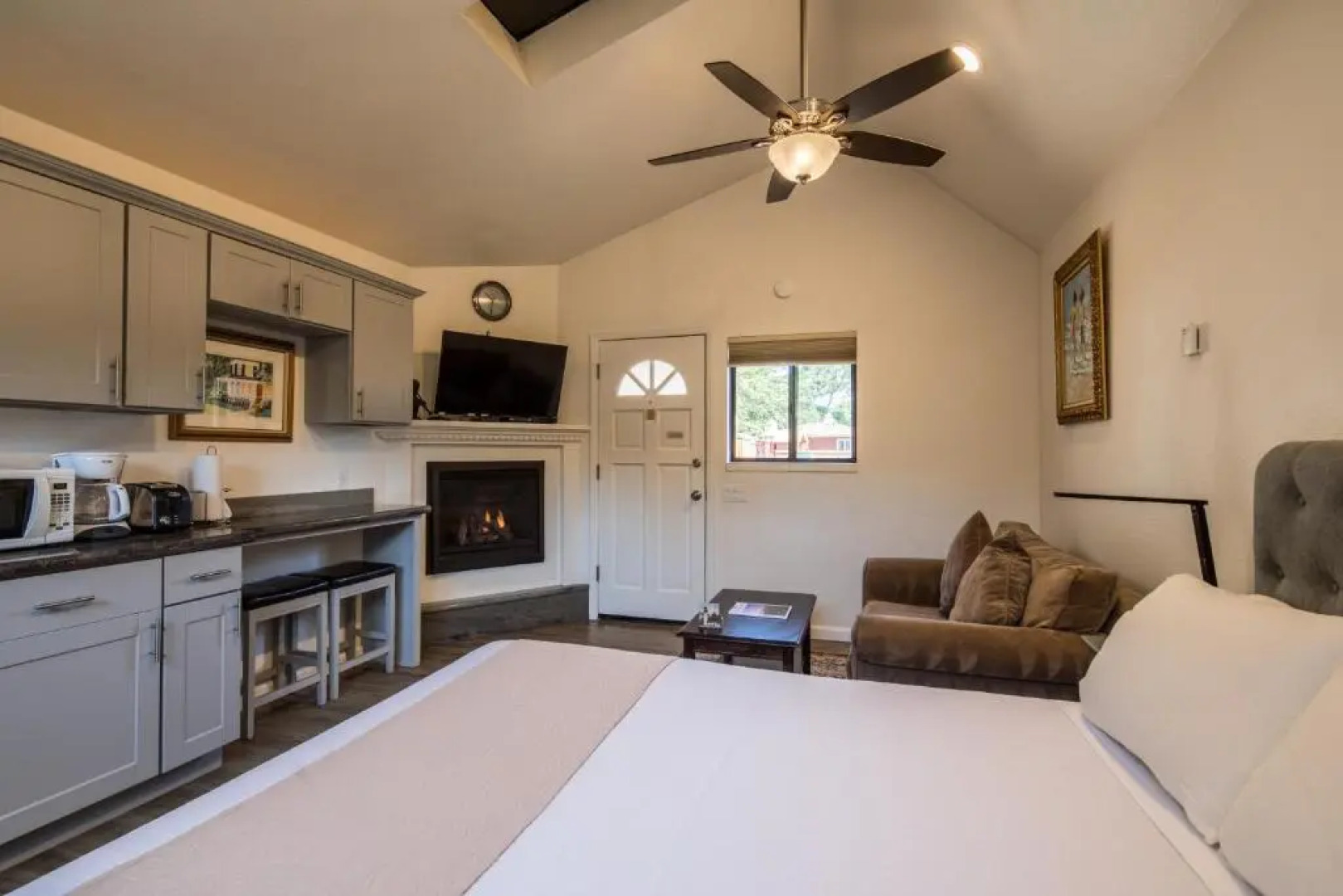 Andril Fireplace Cottages