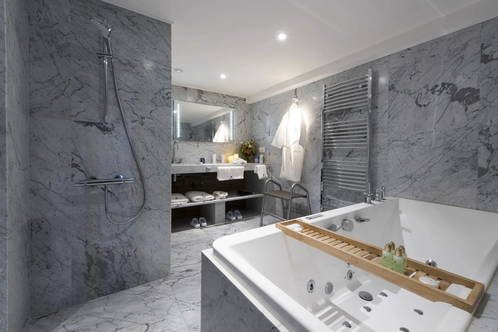 Snow Lodge Hotel Courchevel 1850