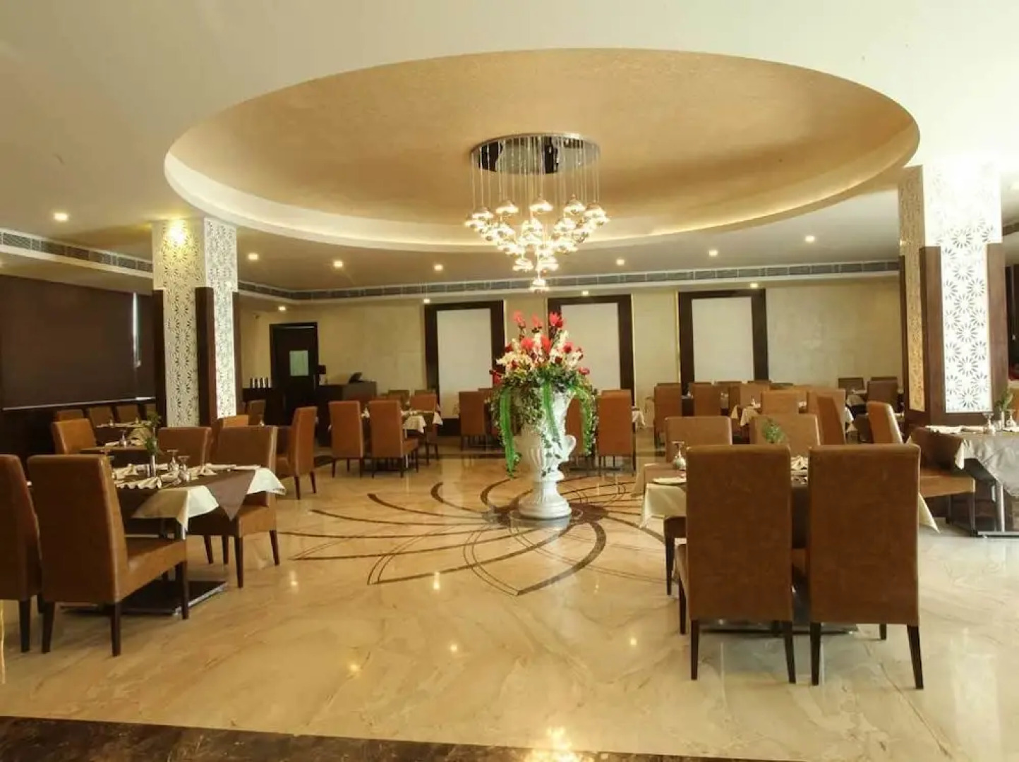 Wingston A Treehouse Hotel-Goverdhan