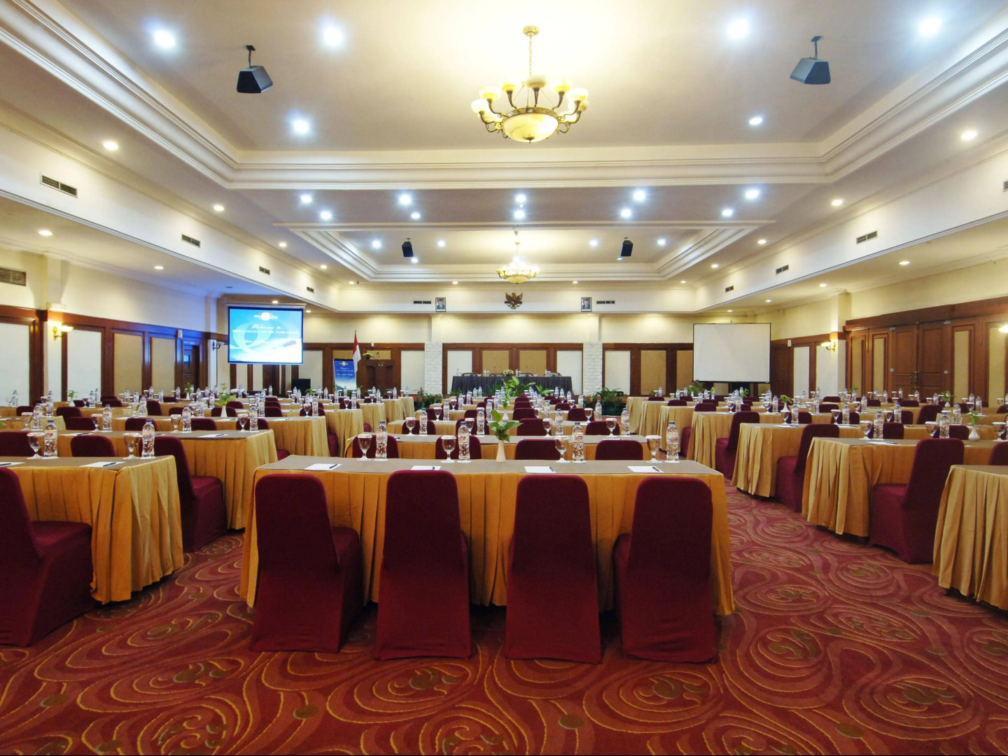 Singgasana Hotel Makassar