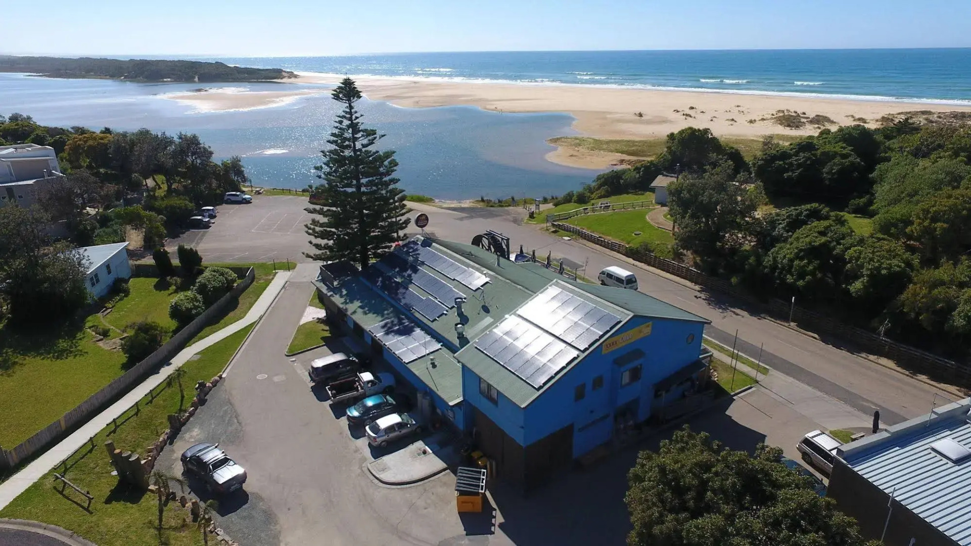 The Waterwheel Beach Cabins - Caravan Park