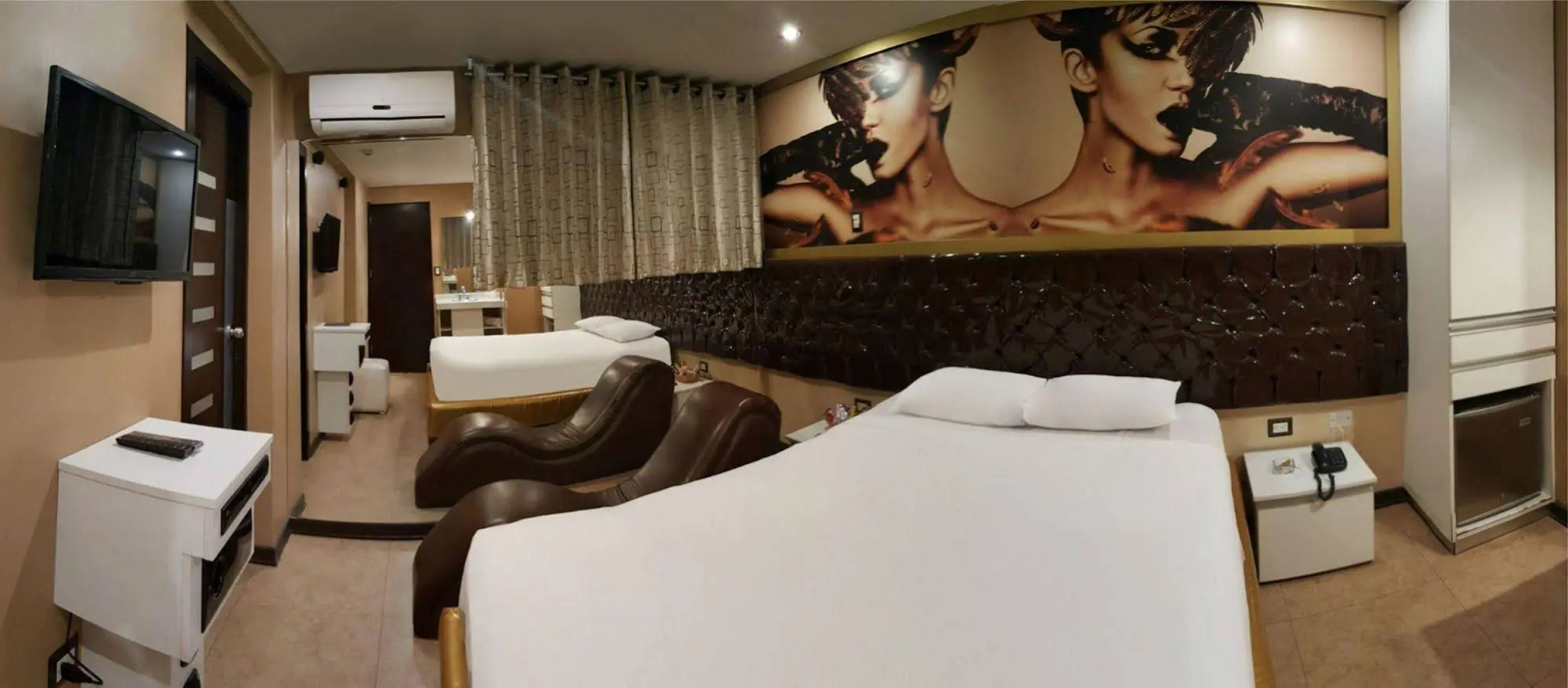 Qollana Business Hotel