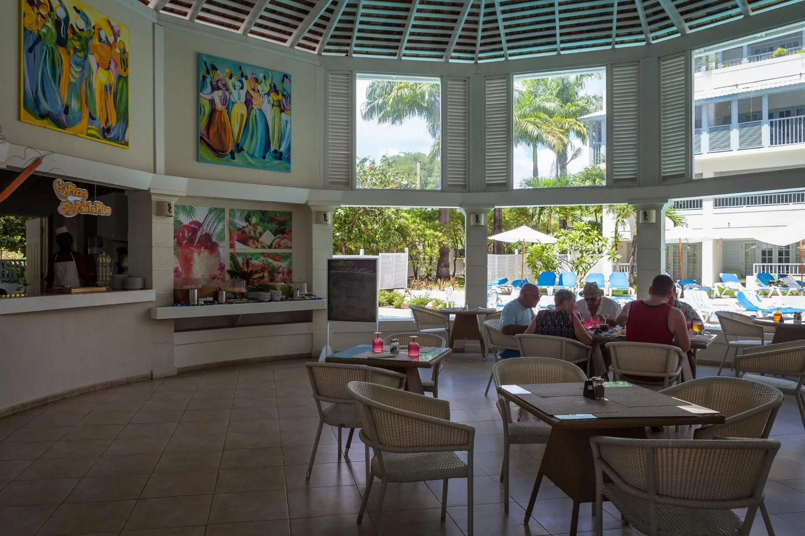 Savannah Beach Club Hotel