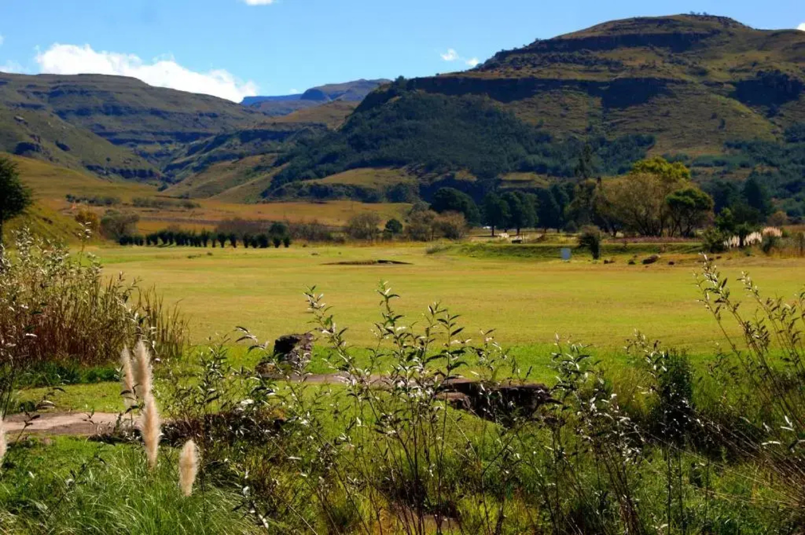 Premier Hotel Sani Pass