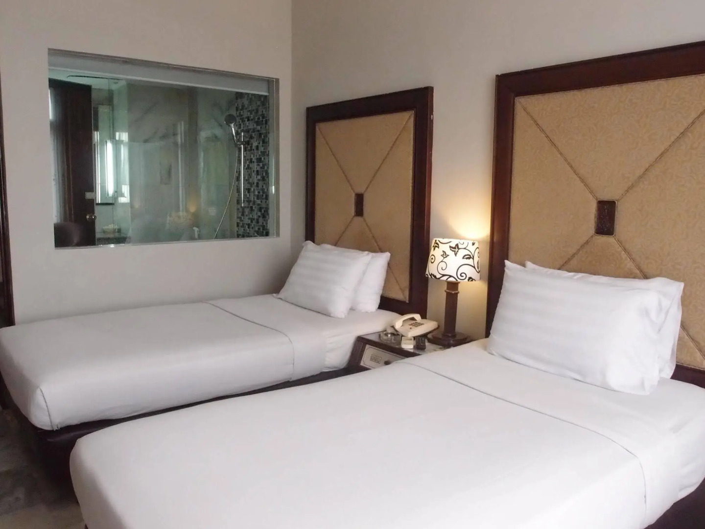 Johns Pardede International Hotel