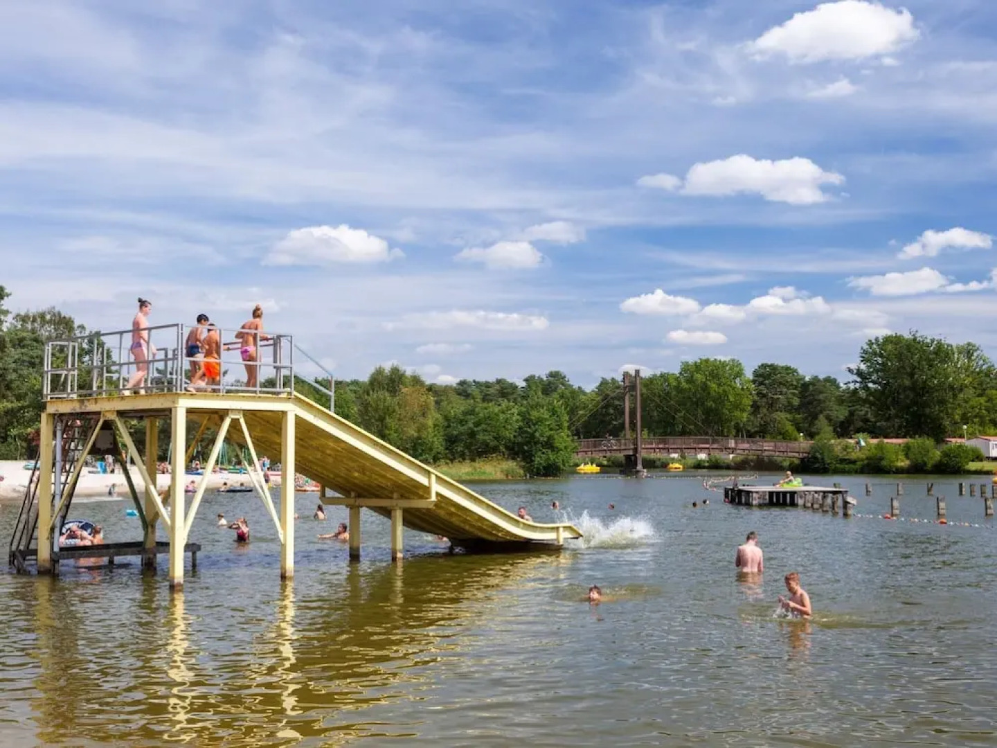 Comfortable Chalet With Microwave in Kempen Region