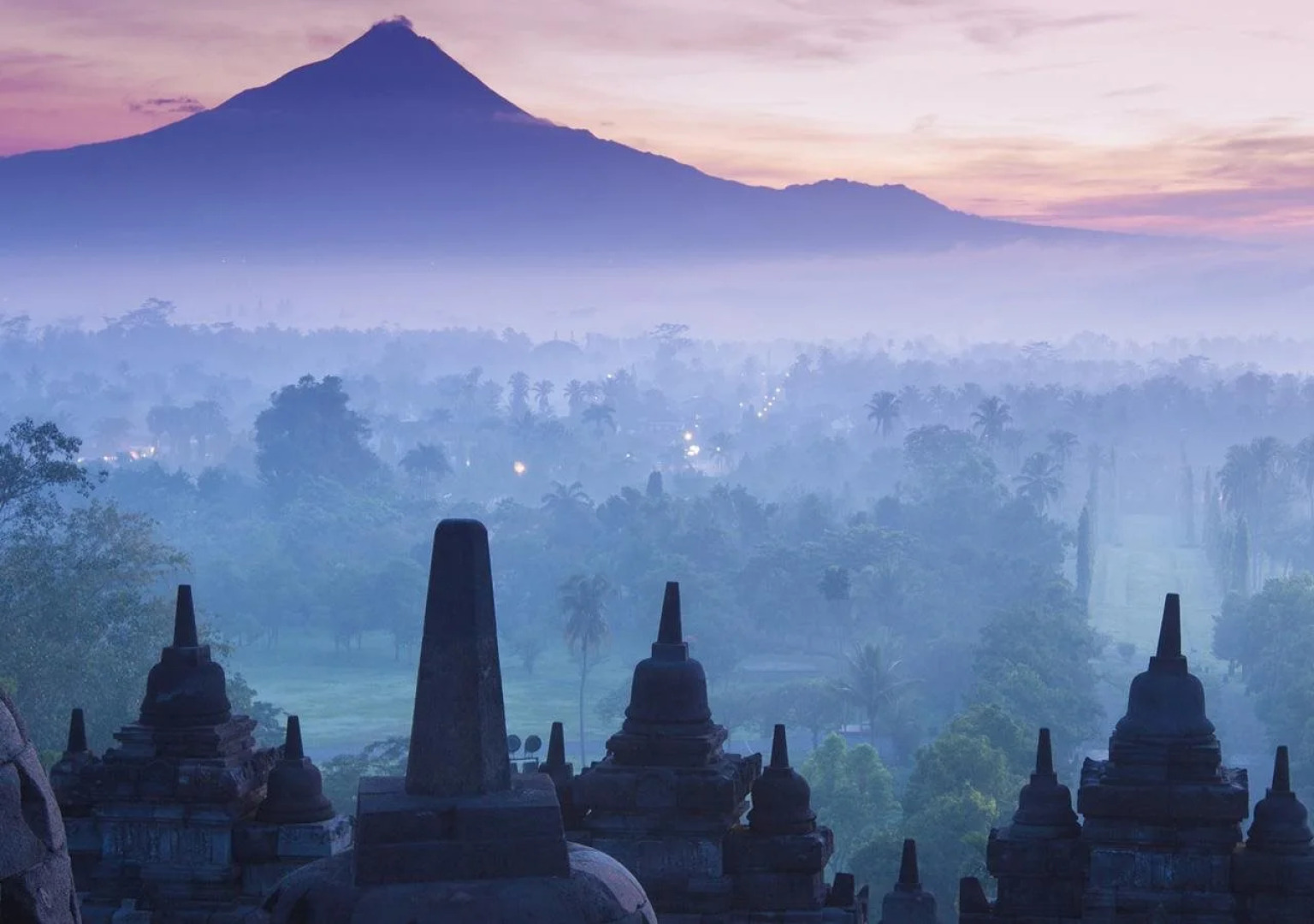 Villa Borobudur Resort