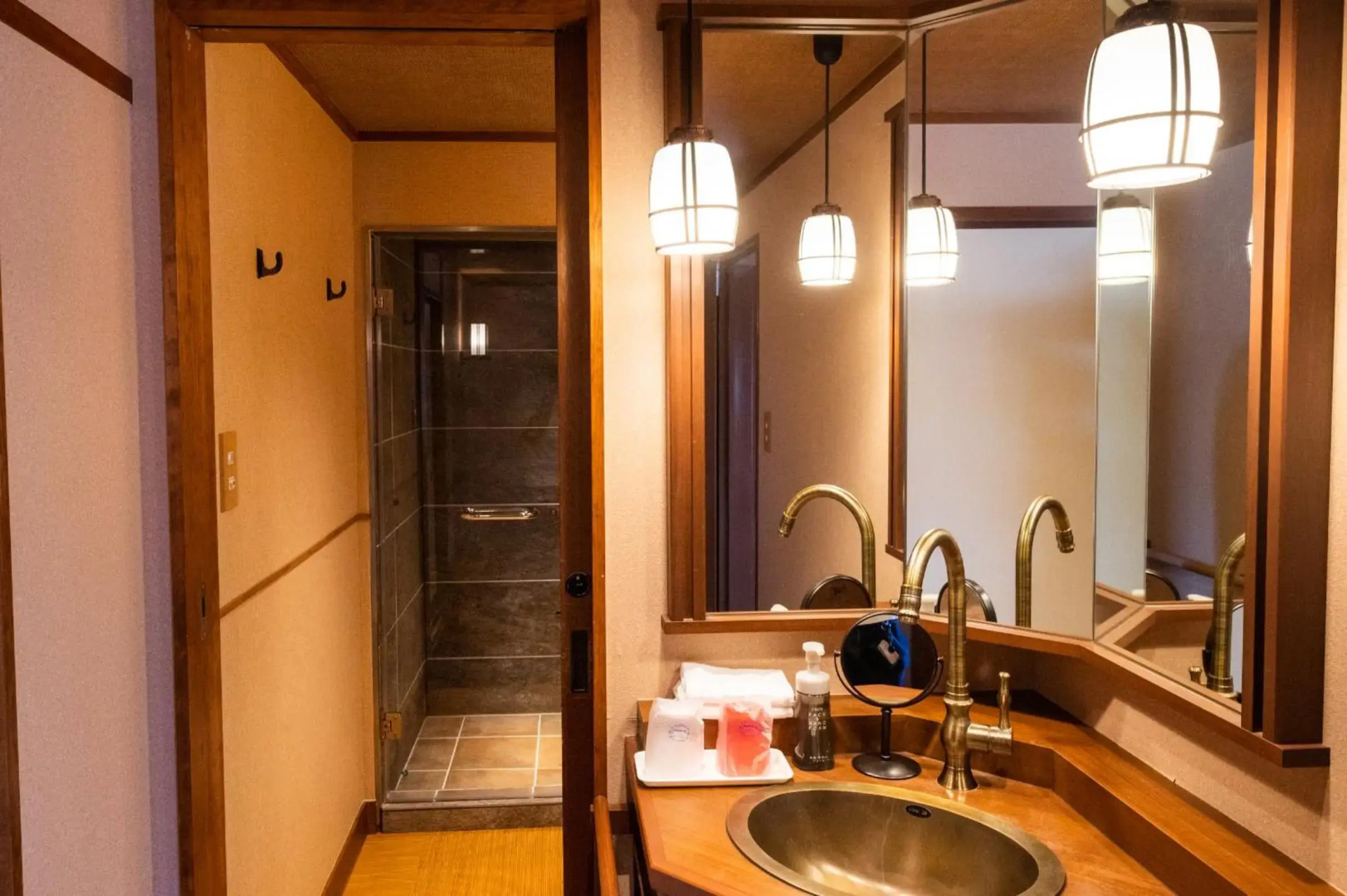 Koran no Yu Kinkouroh