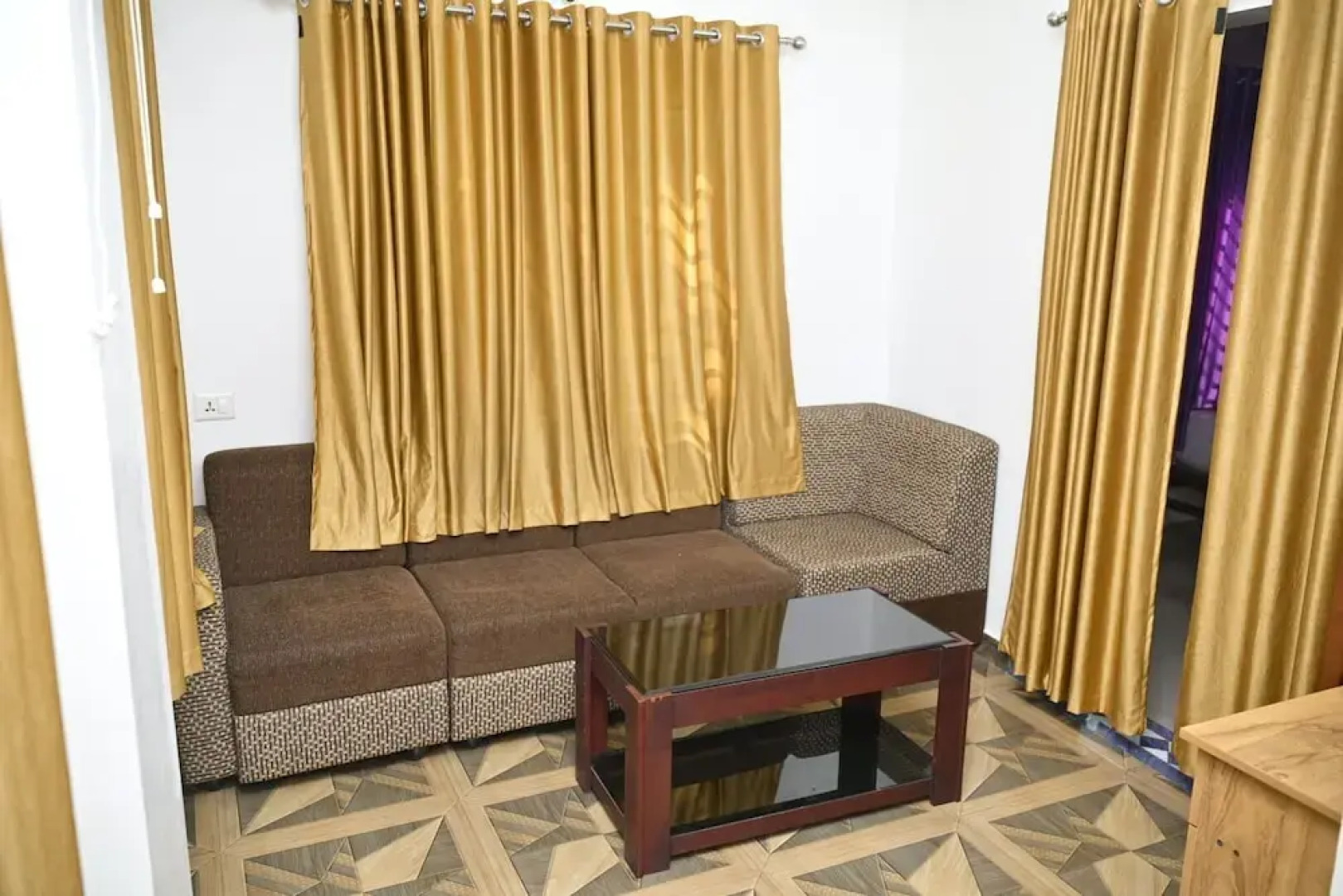 Nirupama Hotel Aluva