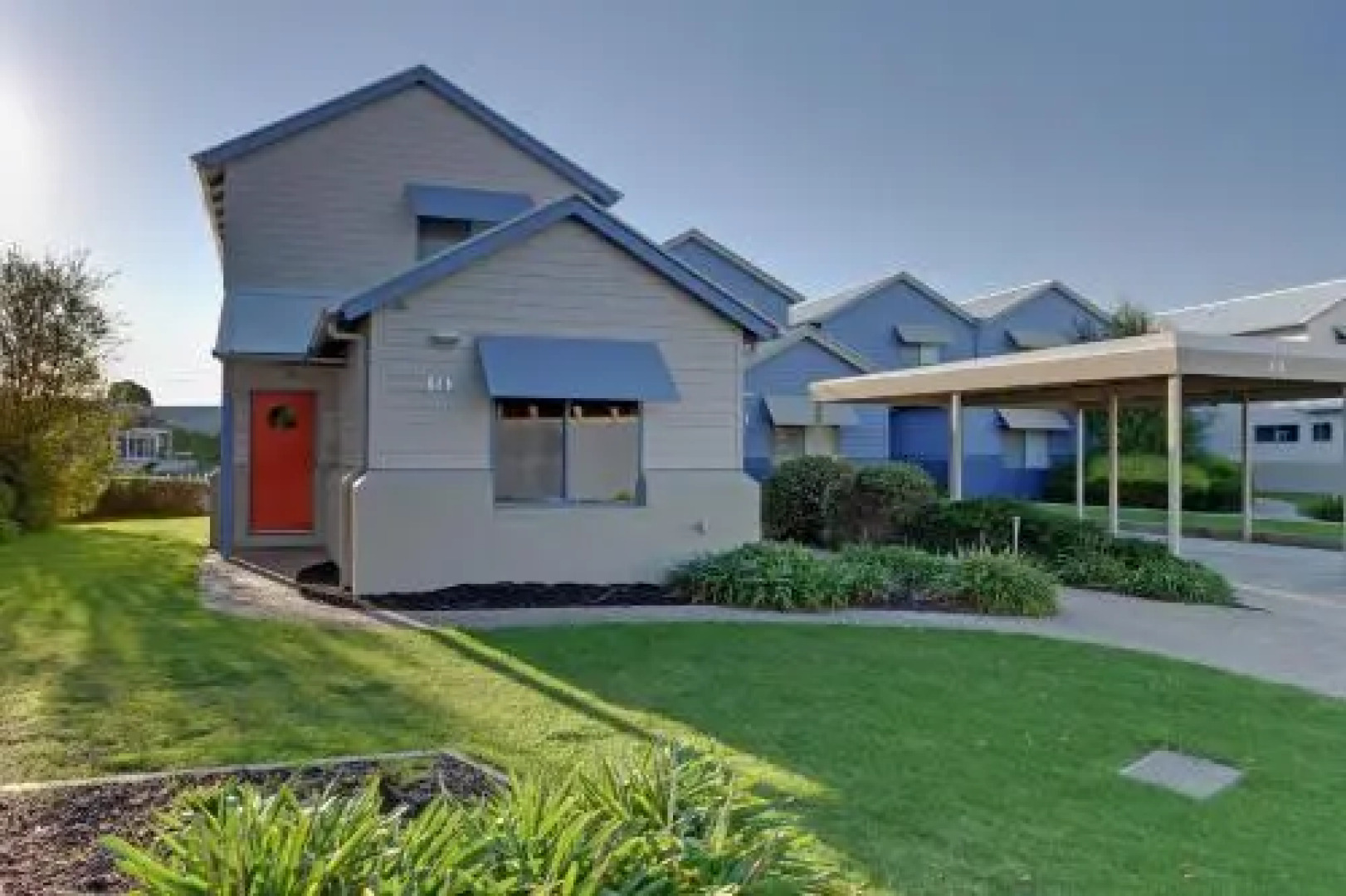 Captains Cove Waterfront Apartments