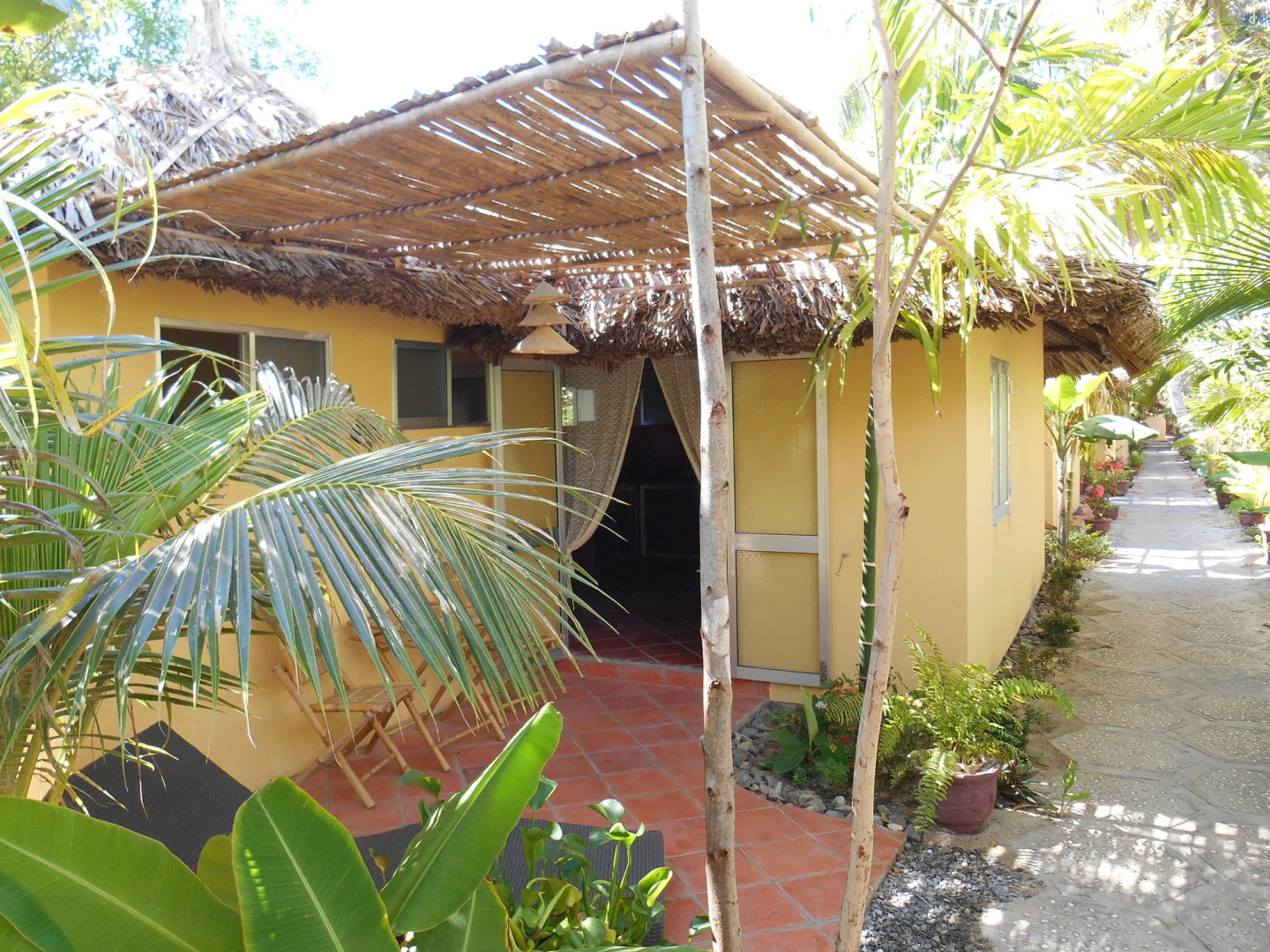 Thuy - Gunter Garden Bungalow